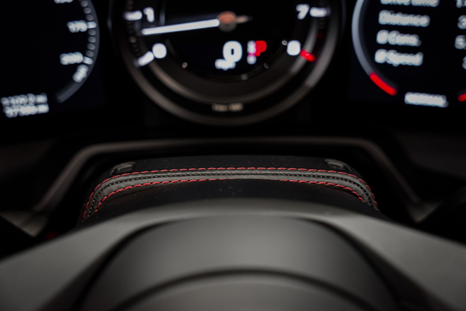 2021 Porsche 911 Carrera 4S — photo 11