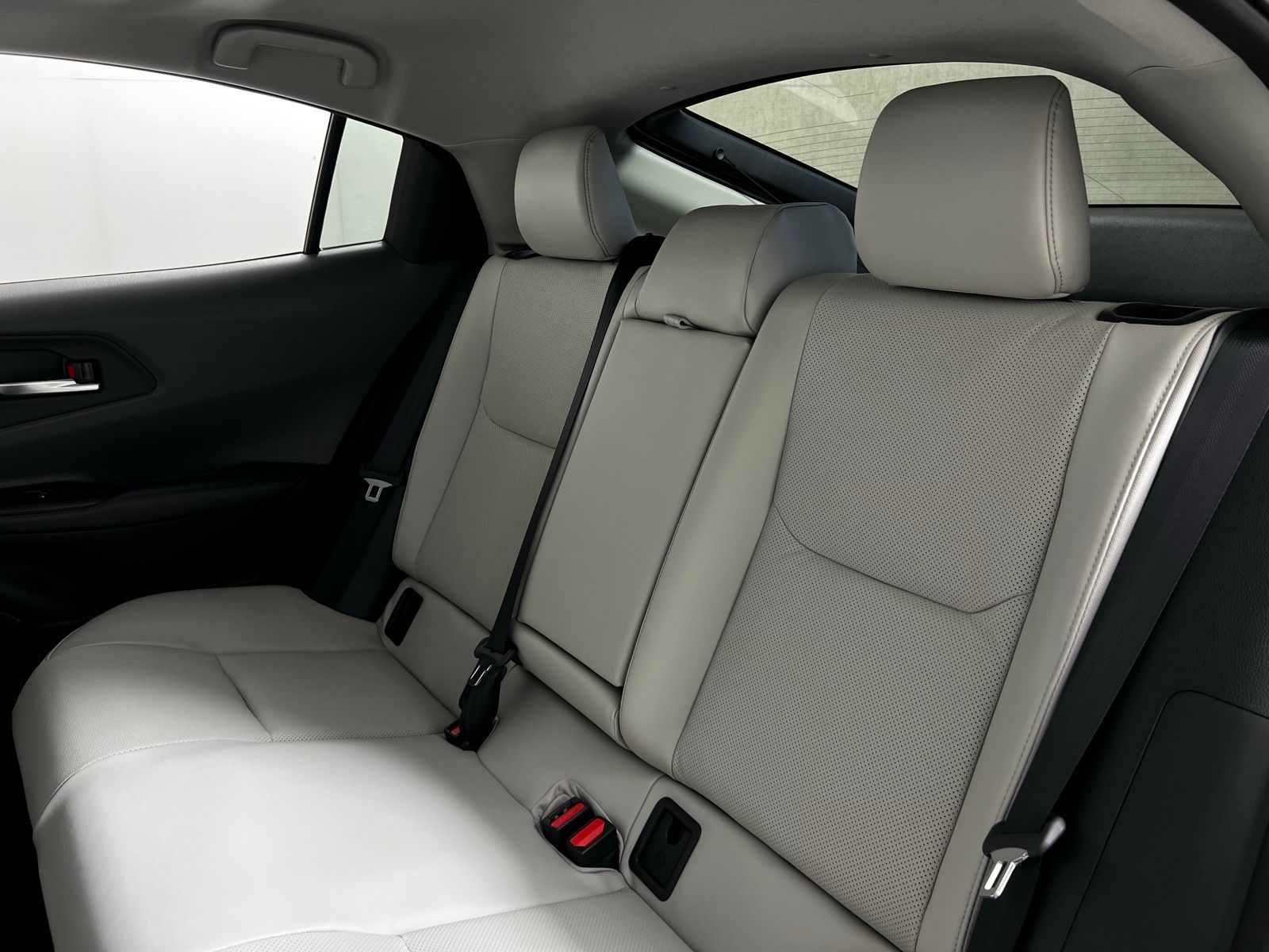 2025 Toyota Prius Limited 22