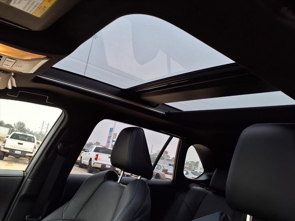 2020 Toyota RAV4 Hybrid XSE White at Emmons Autoplex