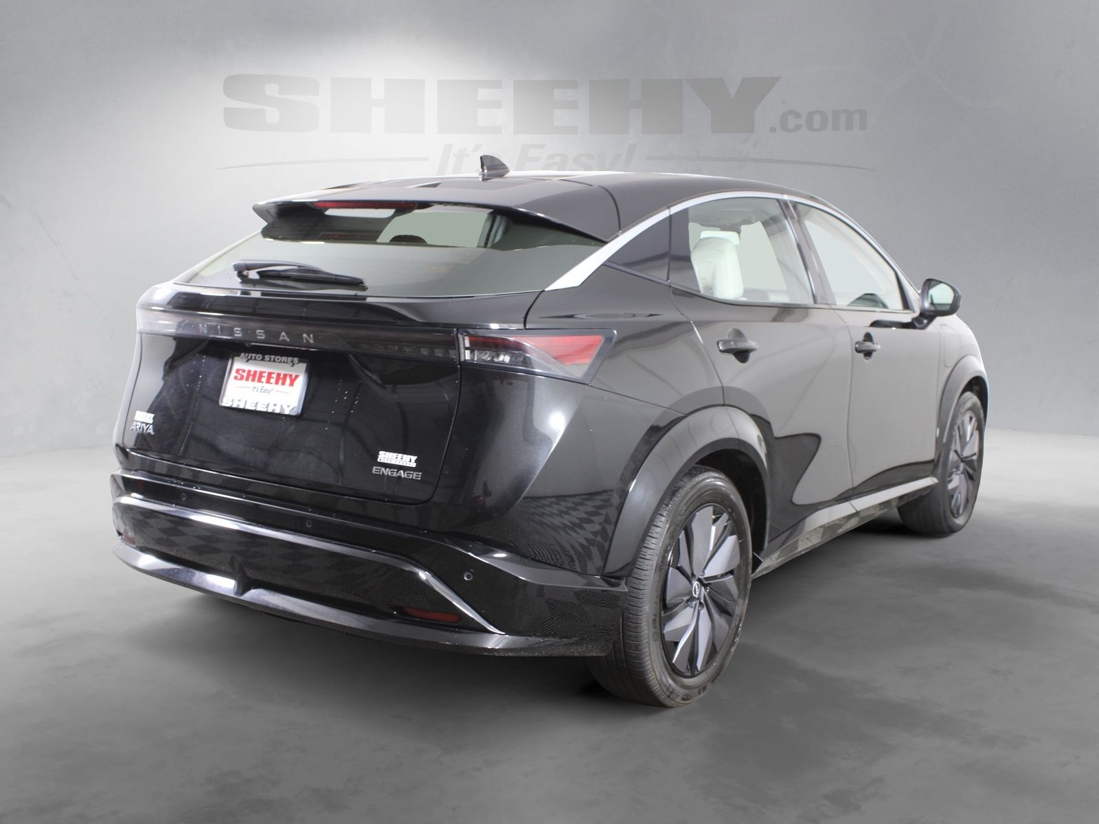 Used 2023 Black Nissan ENGAGE image 11