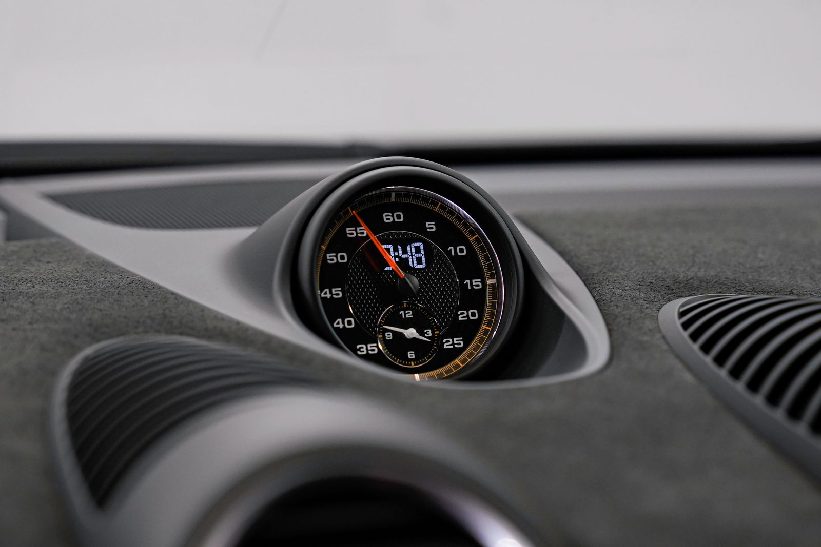 2023 Porsche 718 Cayman GT4 RS — photo 11