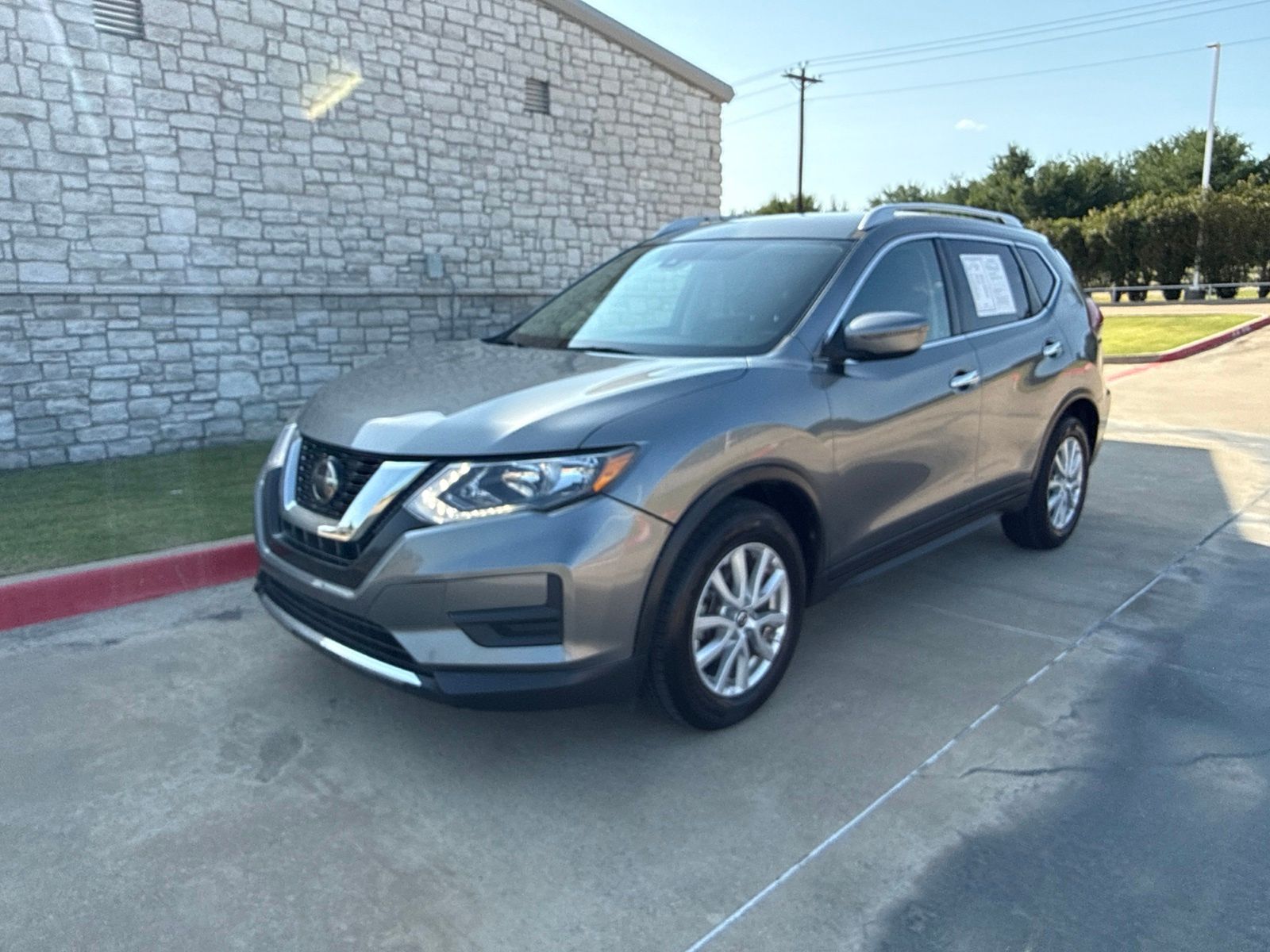 Gray (Gun Metallic) 2020 Nissan Rogue SUV / Crossover Front-Wheel Drive Continuously Variable Transmission