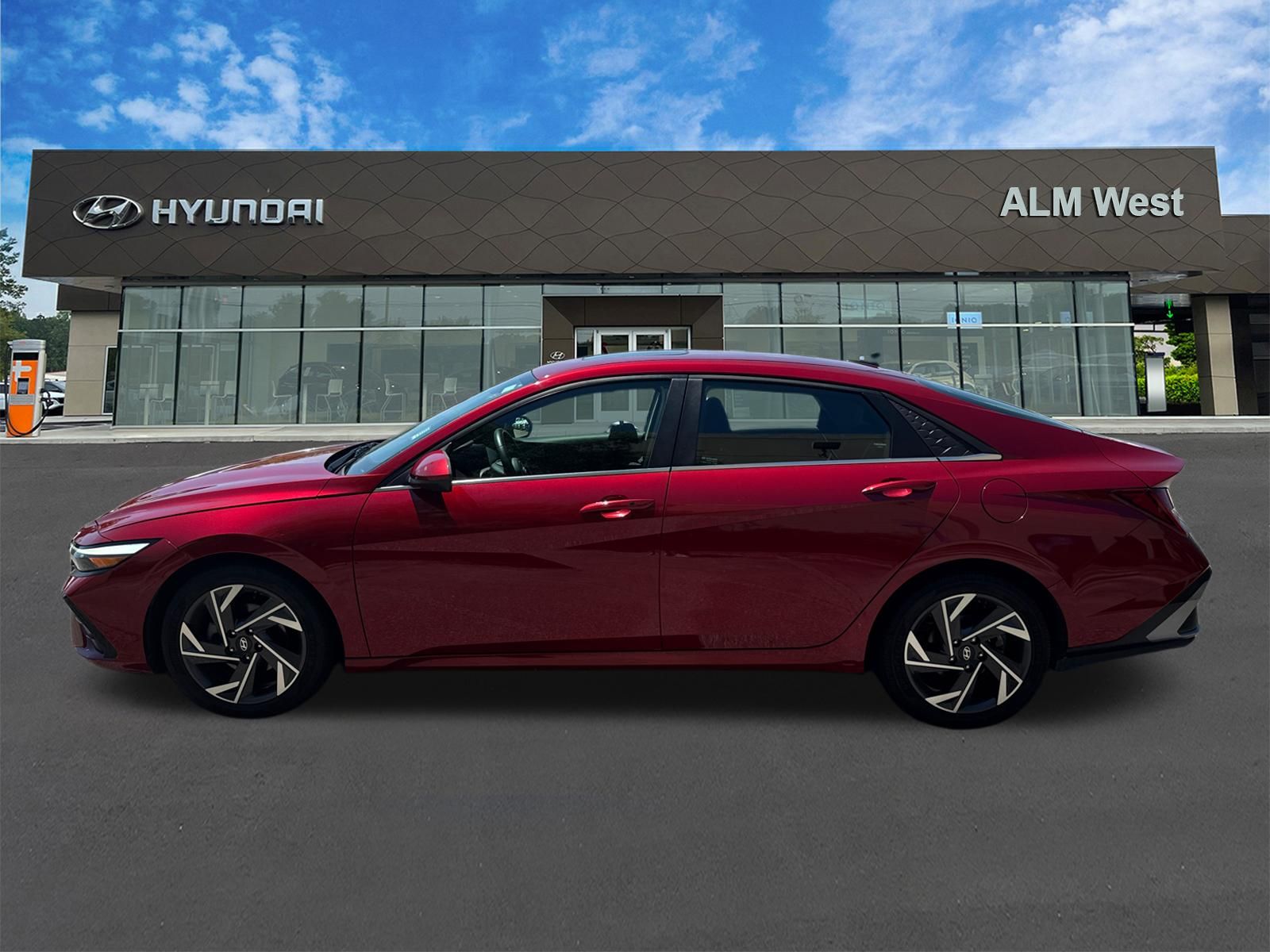 Used 2024 Red Hyundai SEL image 8