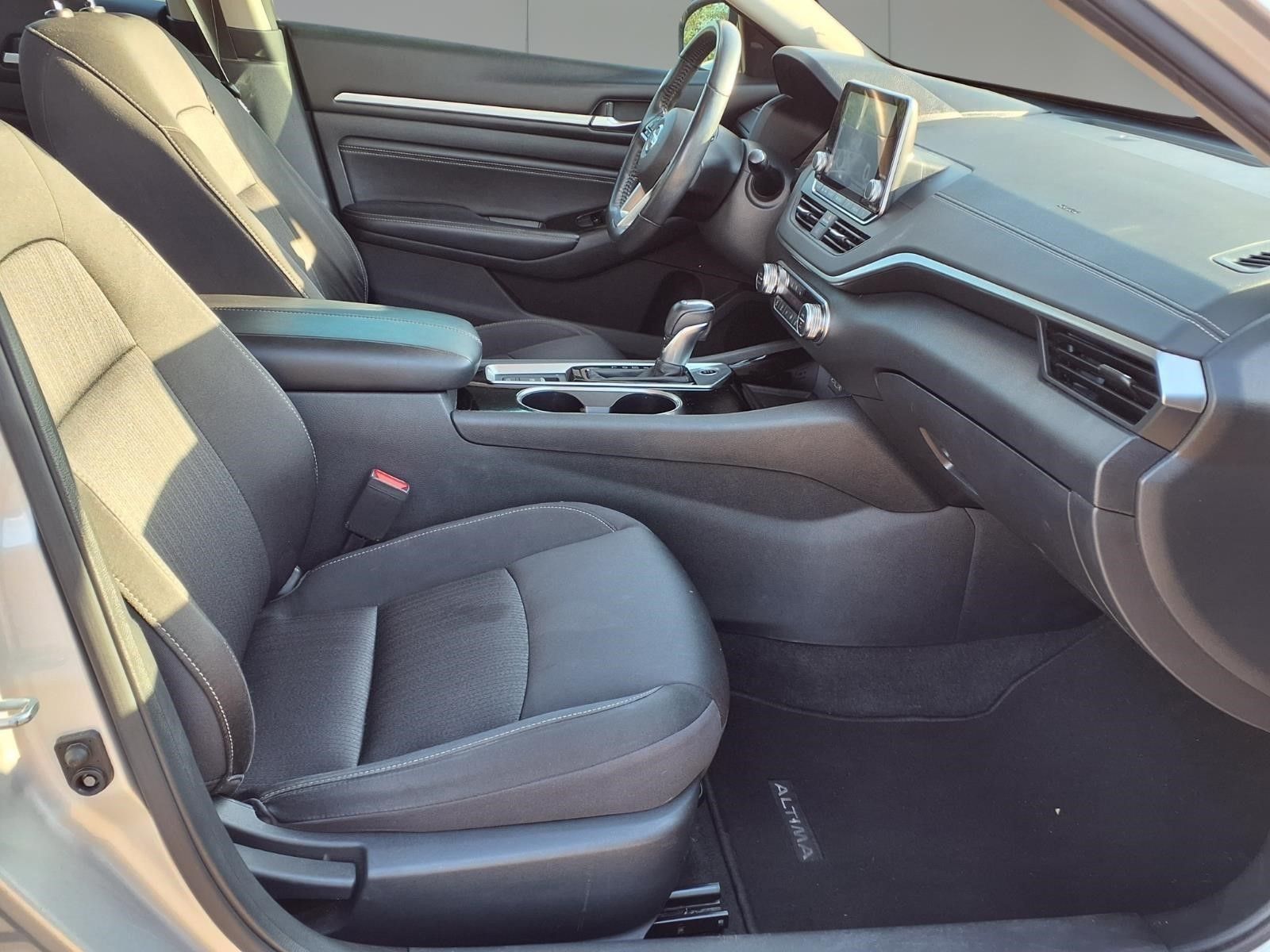 2020 Nissan Altima 2.5 SV Silver at Cook Ford