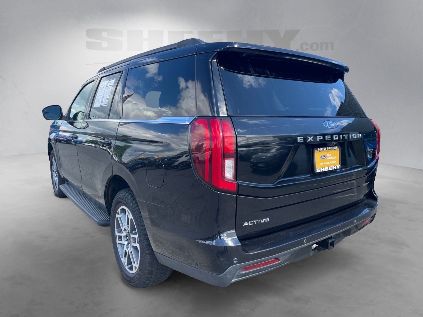 Certified Used 2025 Black Metallic Ford Active image 13