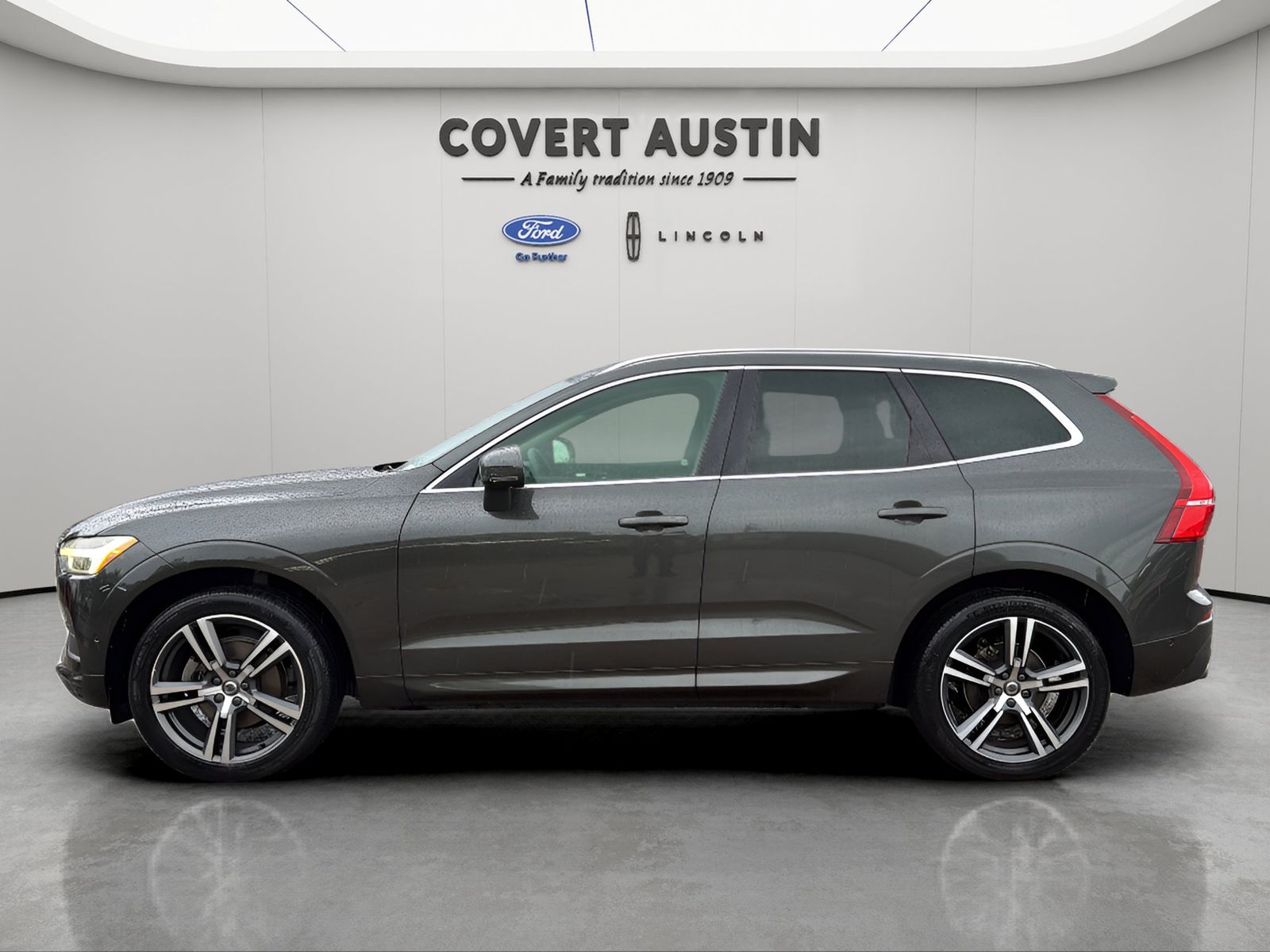Used Car 2019 Volvo Xc60  T5 Momentum For Sale Under $20,000 In Austin, Texas