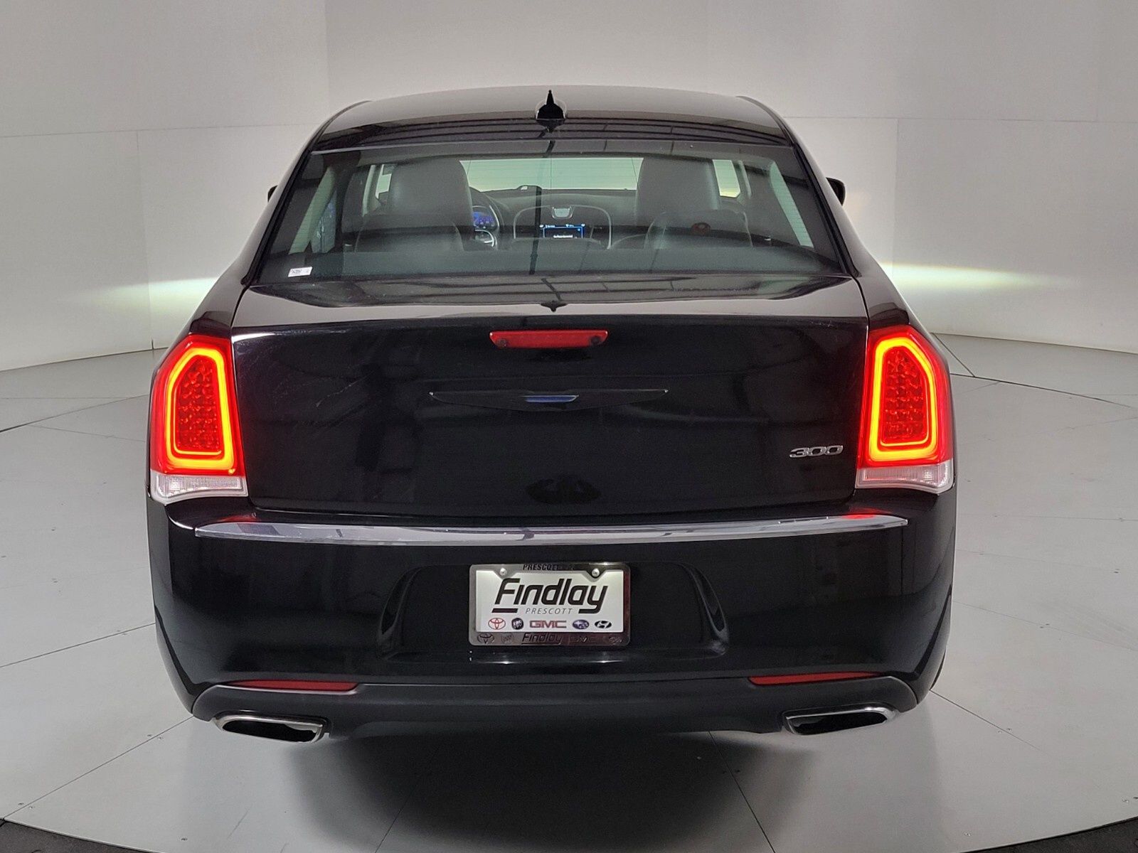 2018 Chrysler 300 Limited 5