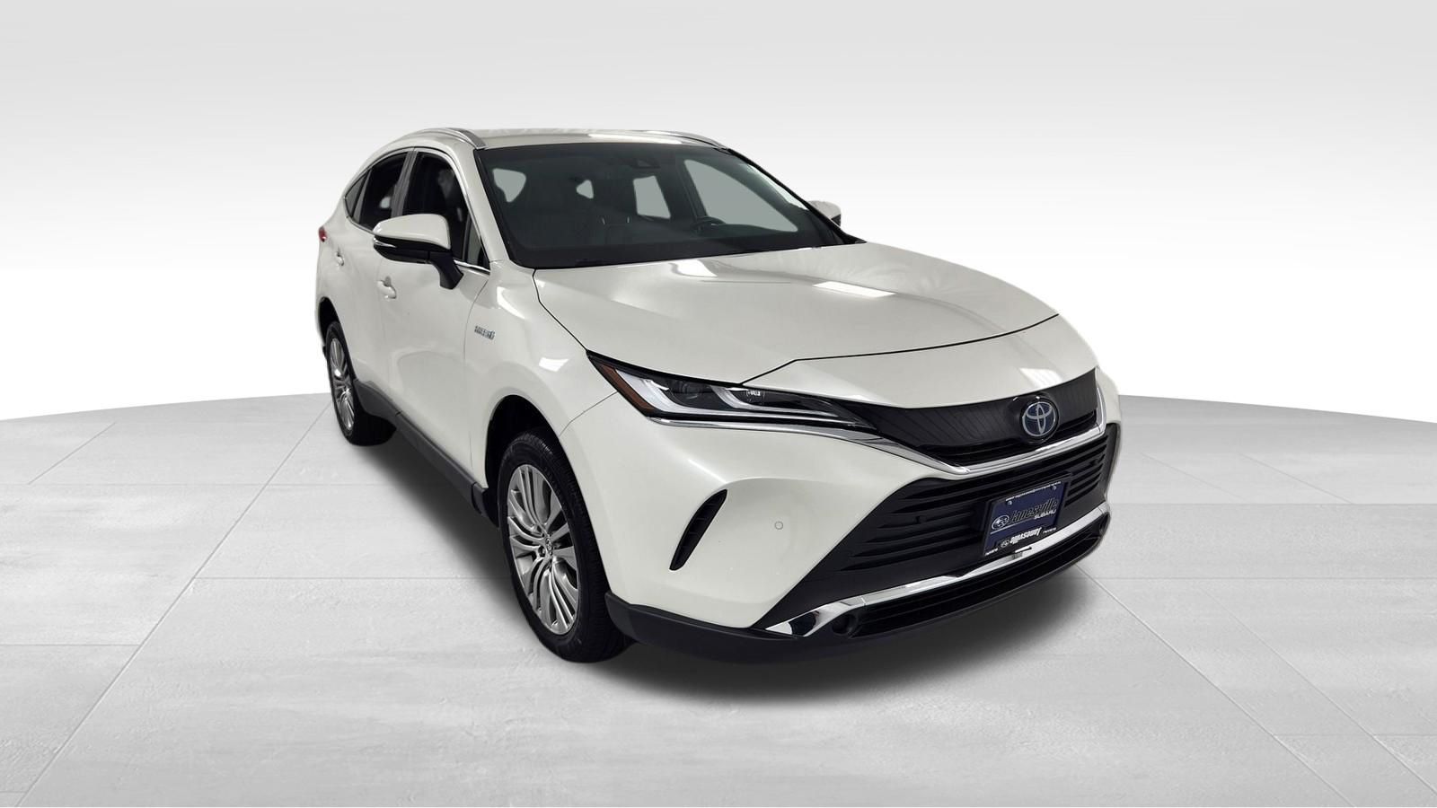 White (Blizzard Pearl) 2021 Toyota Venza SUV / Crossover All-Wheel Drive Continuously Variable Transmission