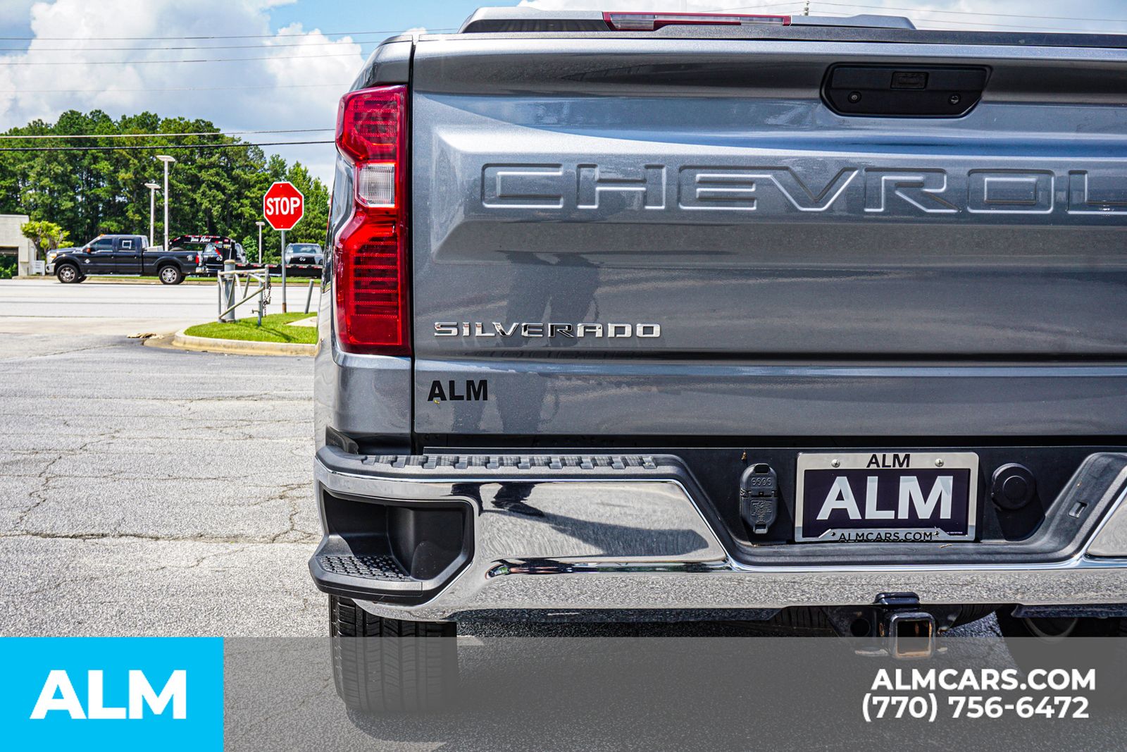 Used 2021 Gray Chevrolet LT image 17