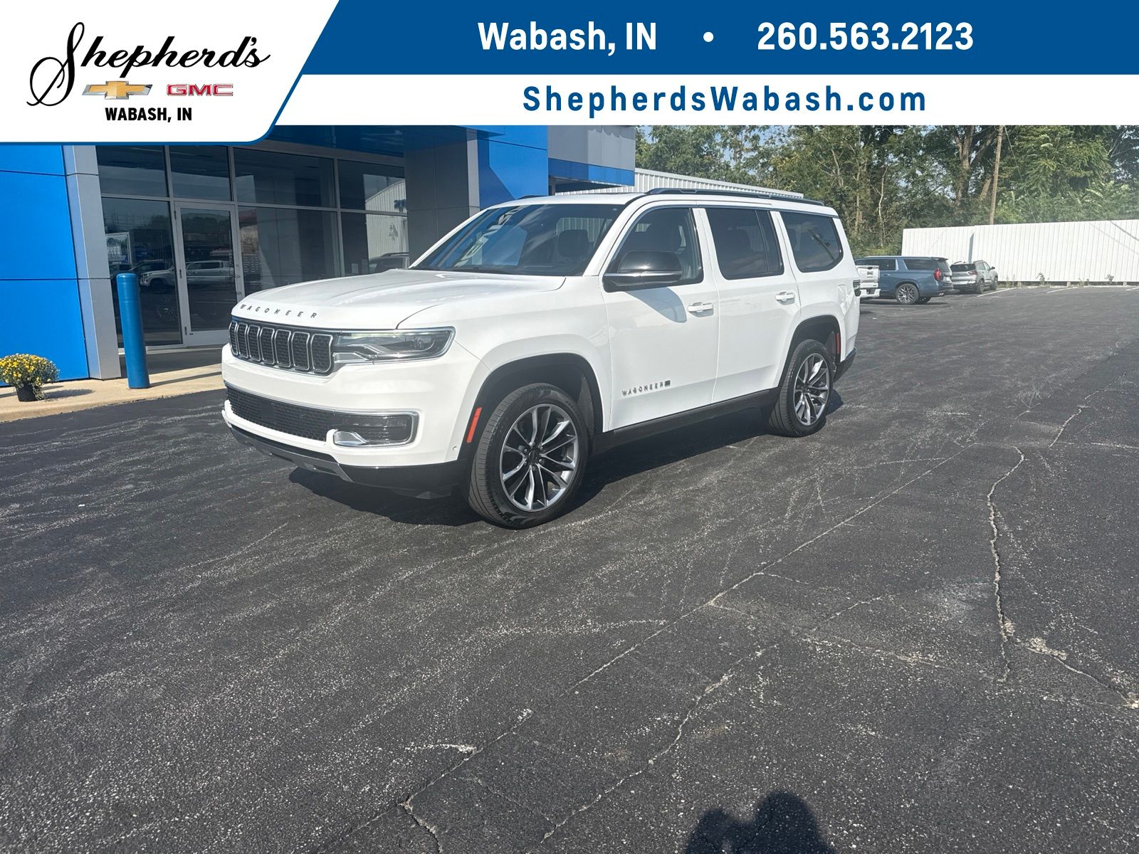 Bright White Clearcoat 2023 Jeep Wagoneer SUV / Crossover Four-Wheel Drive 8-Speed Automatic