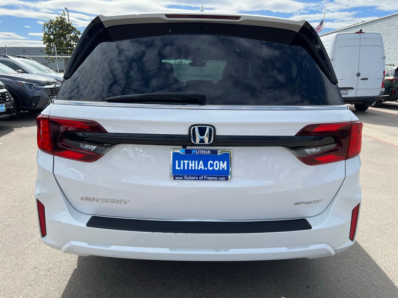 View vehicle photo 4