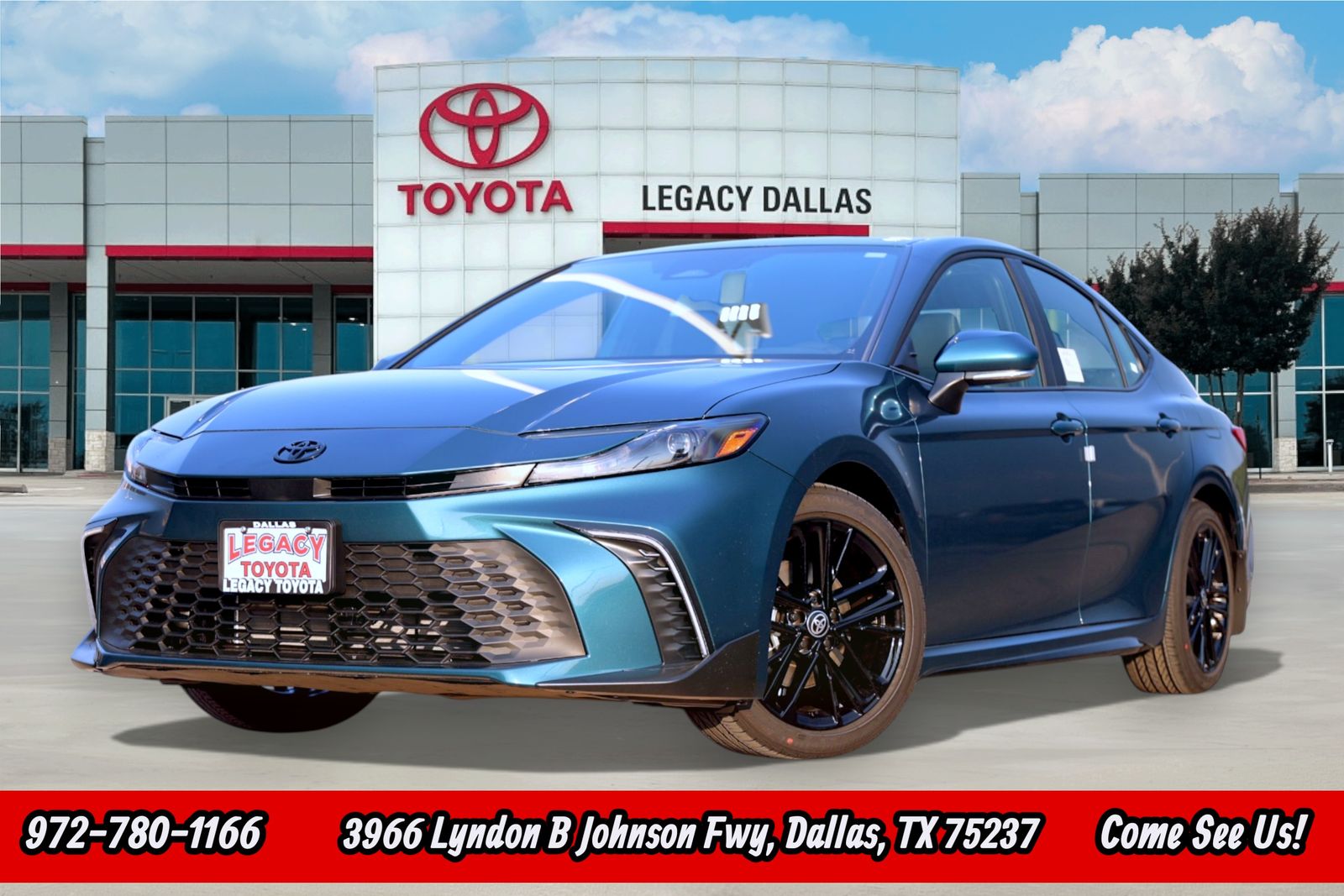 2026 Toyota Camry SE FWD