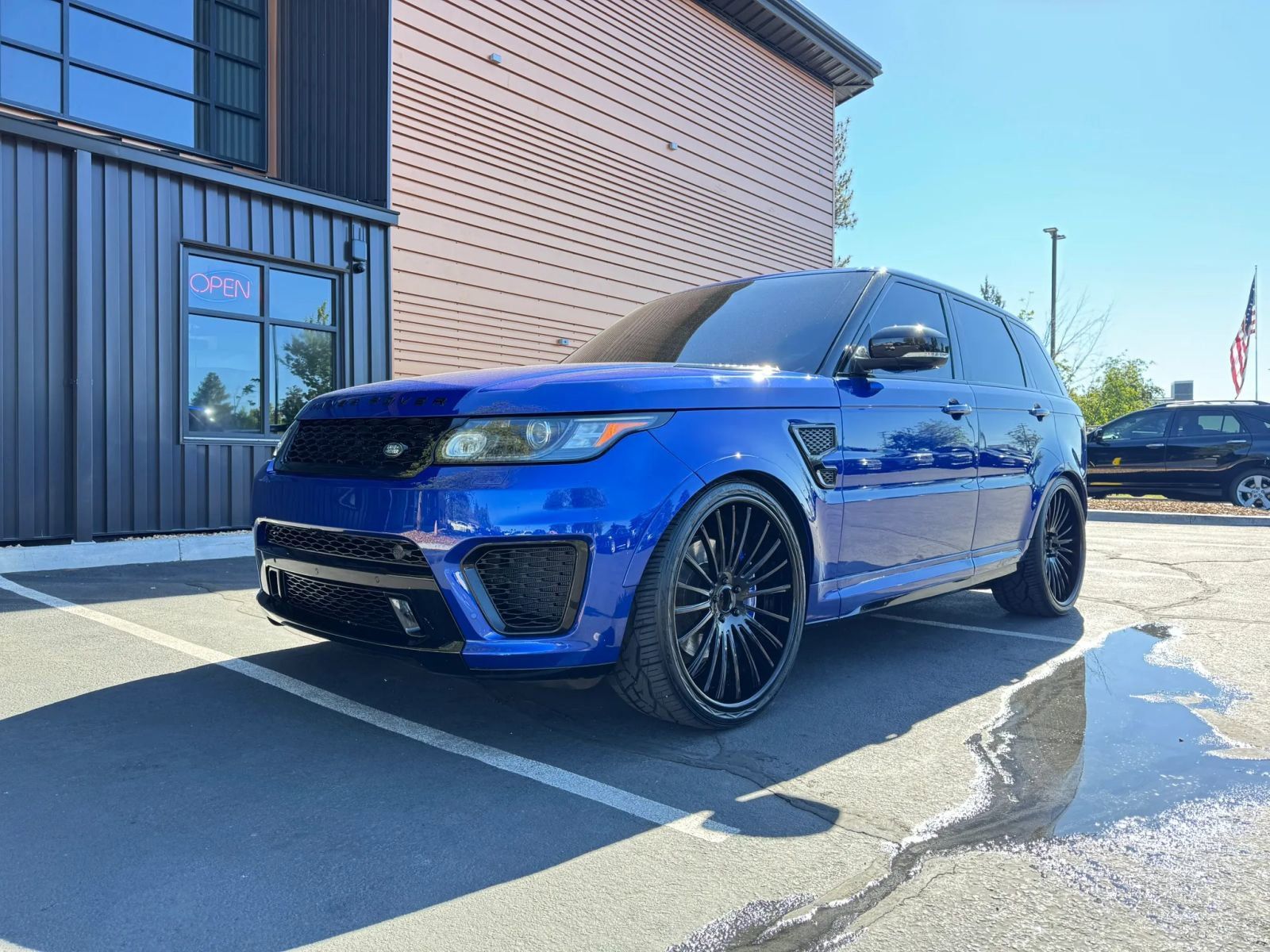2016 Land Rover Range Rover Sport V8 SVR 4WD
