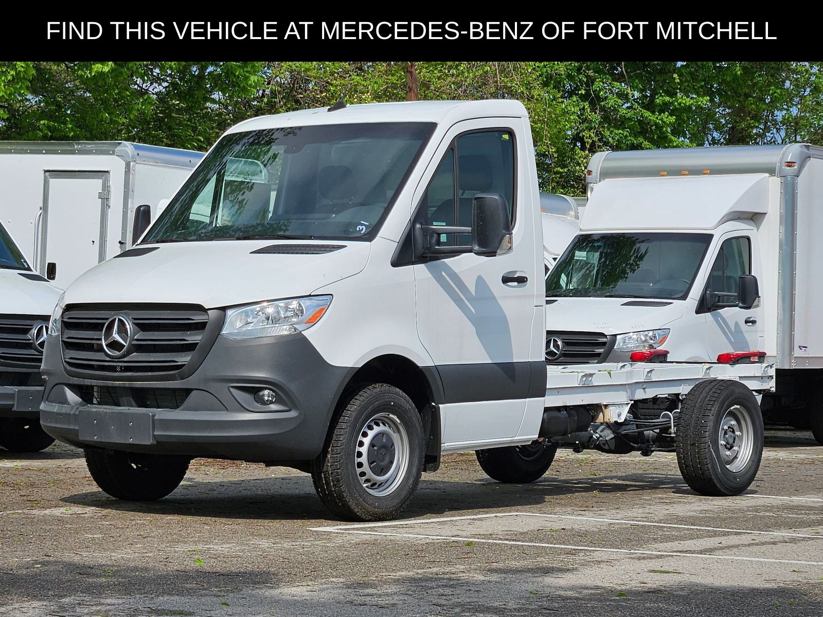 Arctic White 2024 Mercedes-Benz Sprinter Cab Chassis 3500XD 144 RWD Van Rear-Wheel Drive 9-Speed Automatic