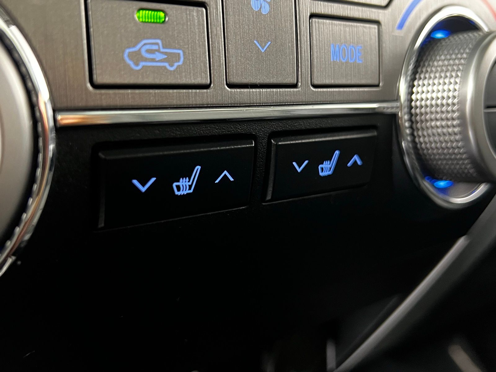 Thumbnail: 2019 Toyota Tundra - 21