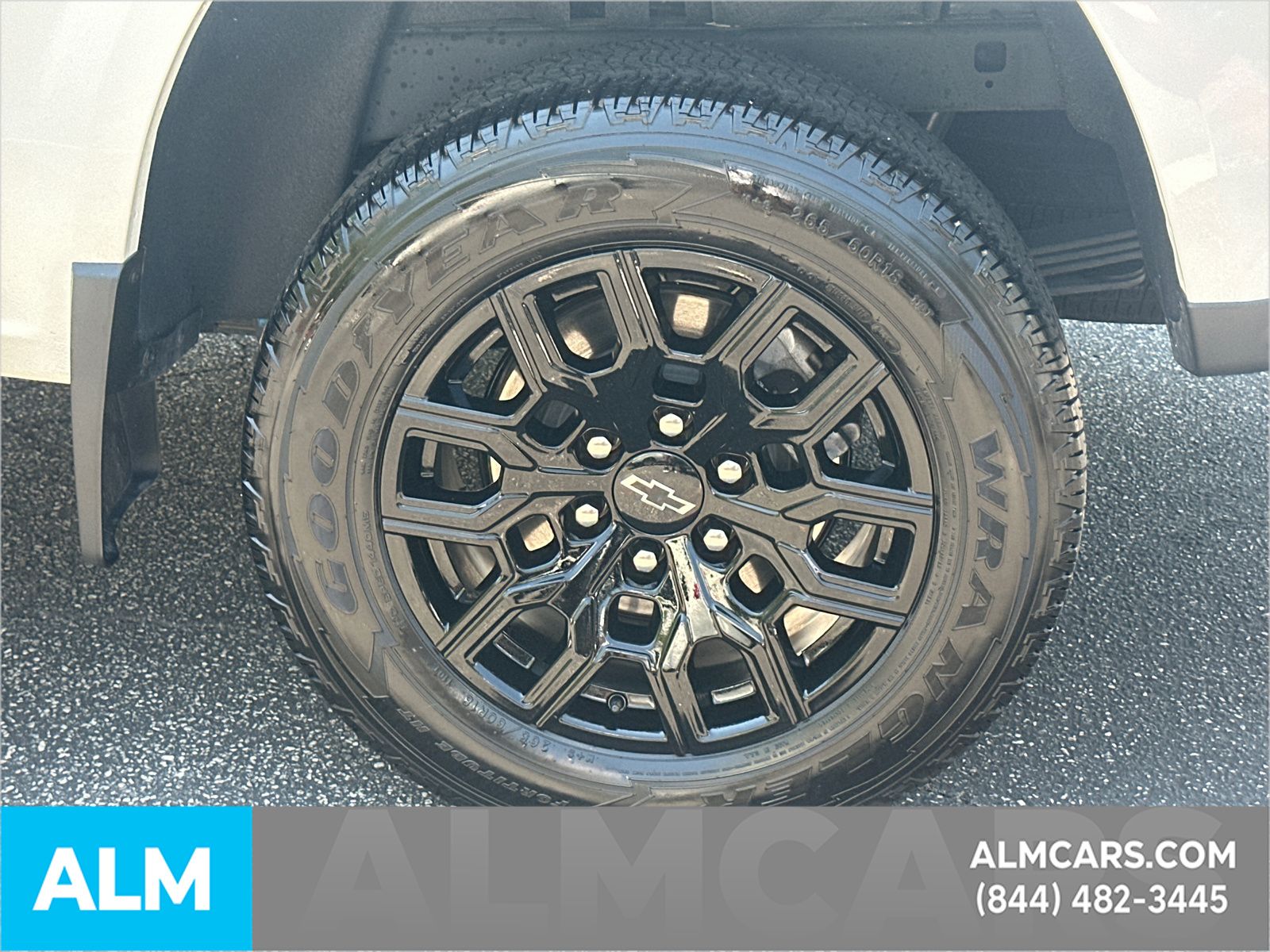 Certified Used 2025 Summit White Chevrolet Work Truck image 22