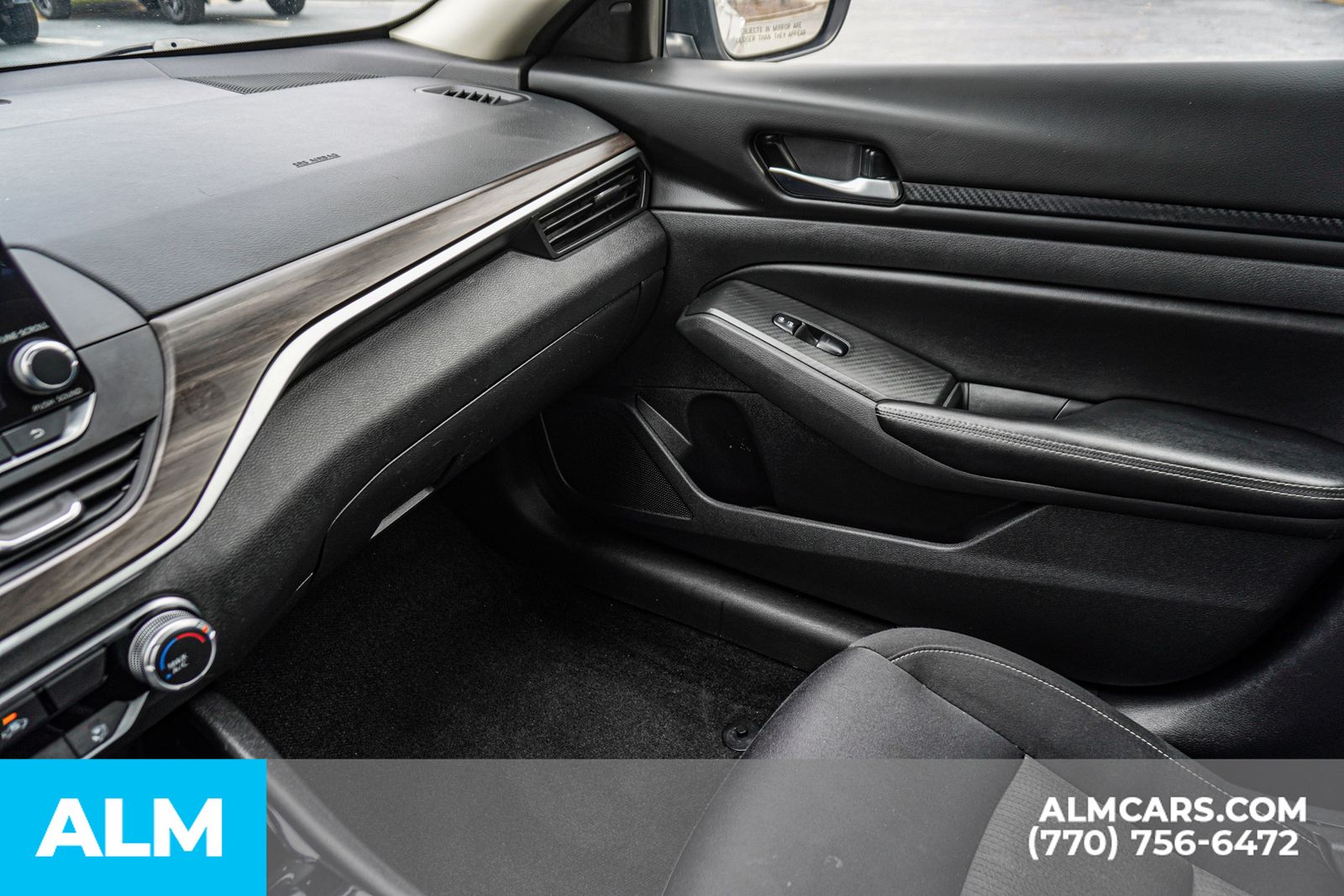 Used 2024 Silver Nissan 2.5 SV image 45
