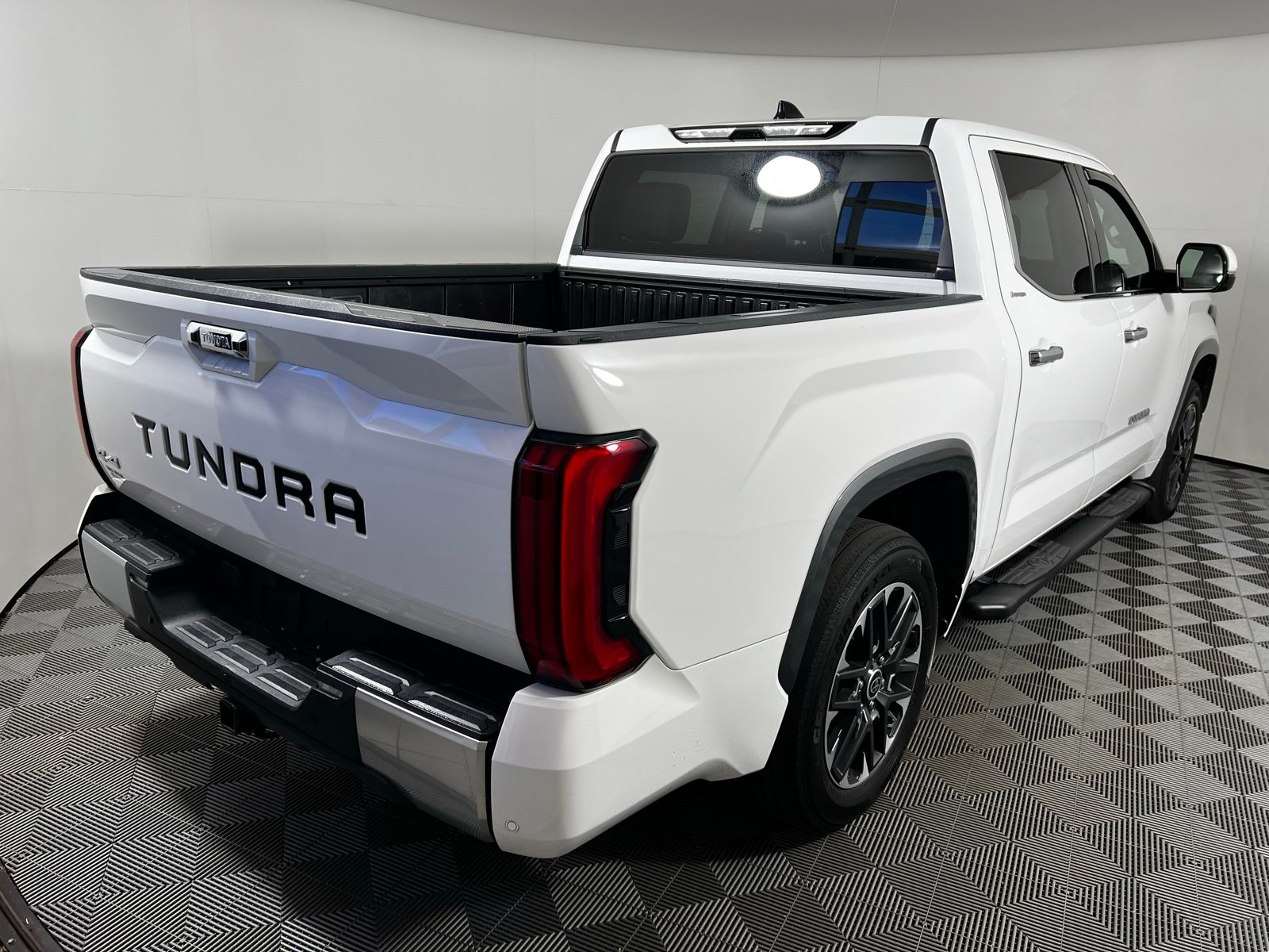 Thumbnail: 2023 Toyota Tundra - 4