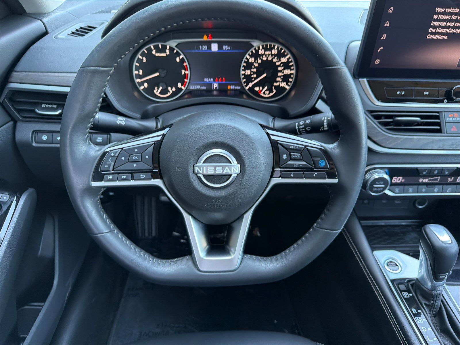 2024 Nissan Altima 2.5 SL — full photo 14 of 27