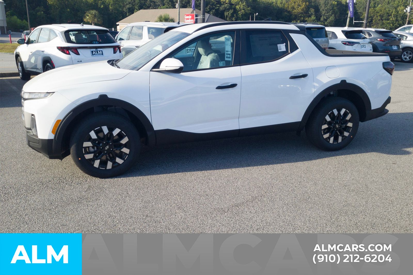 Used 2026 White Hyundai SEL image 9