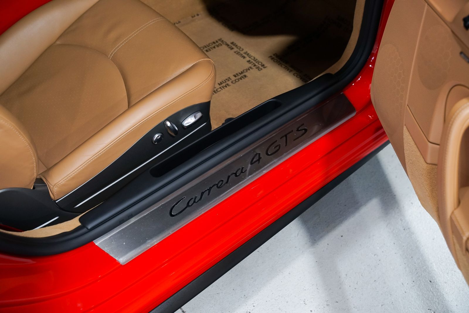 2012 Porsche 911 Carrera 4 GTS — photo 32