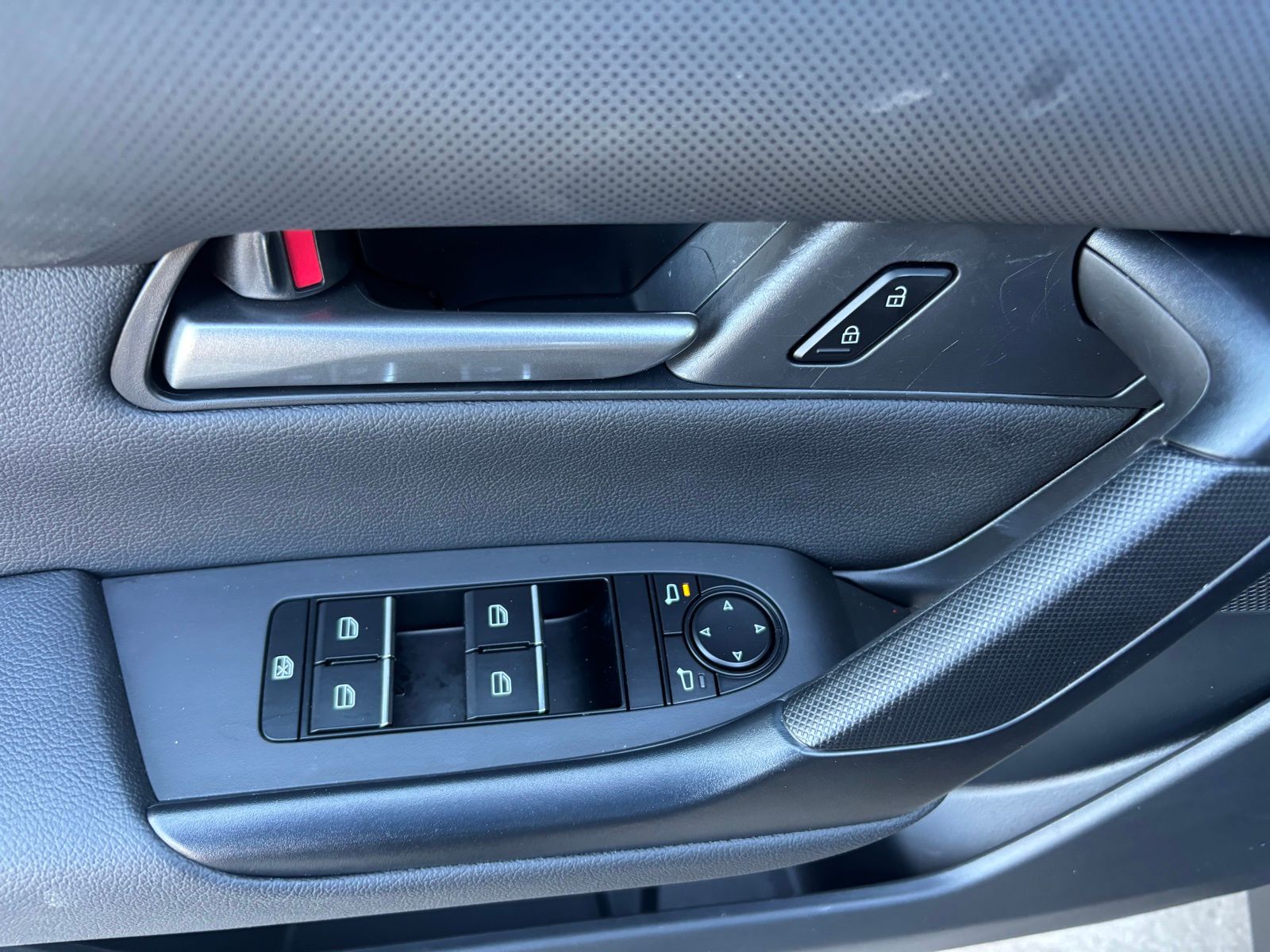 Used Car 2025 Mazda Cx-50  2.5 S Select Package For Sale Under $30,000 In Austin, Texas