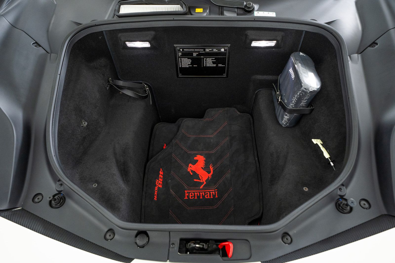2019 Ferrari 488 Spider — full photo 22 of 43