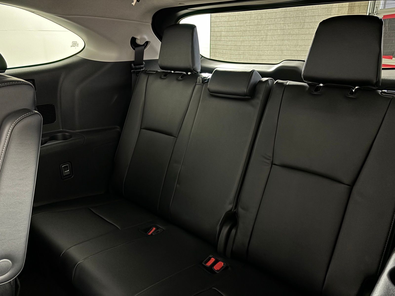 Thumbnail: 2026 Toyota Highlander - 23