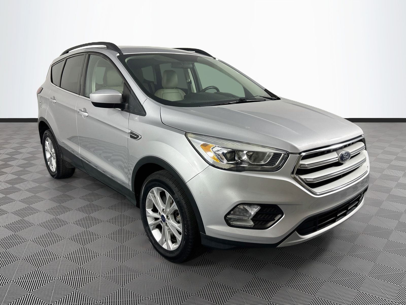 Ingot Silver 2019 Ford Escape SUV / Crossover All-Wheel Drive 6-Speed Automatic