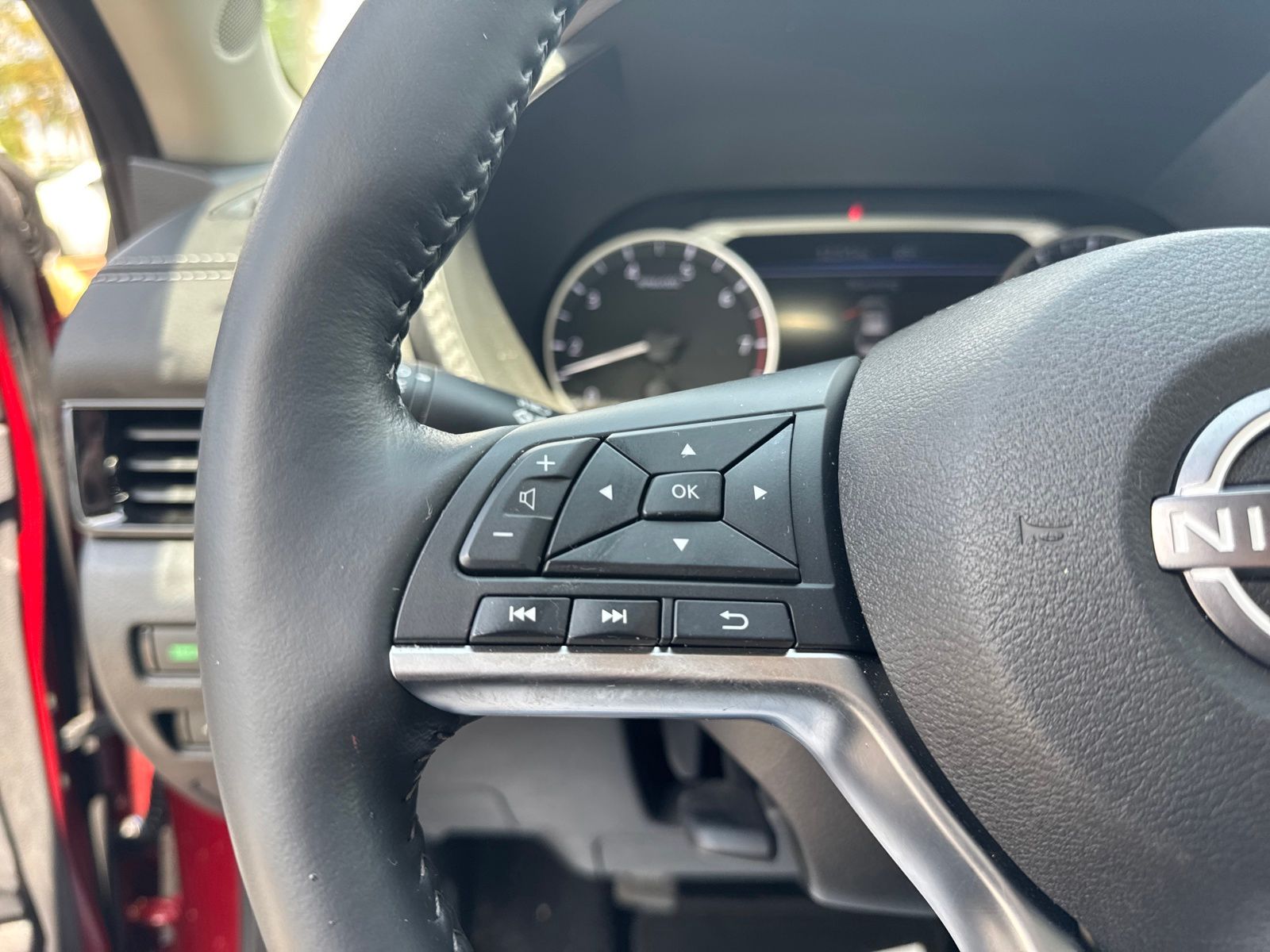 Used 2025 Nissan Sentra SV 4D Sedan