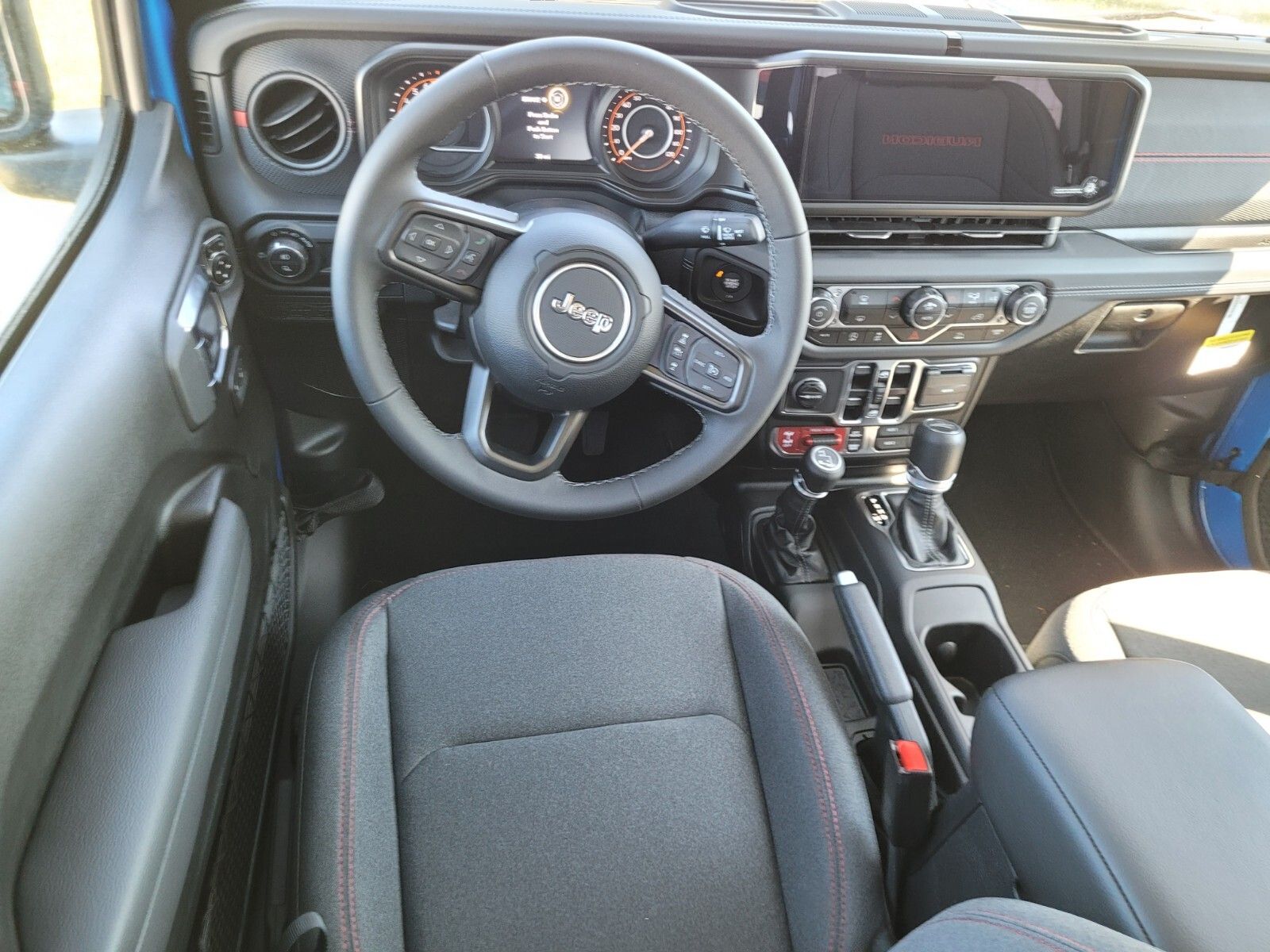 2025 Jeep Gladiator Rubicon photo 3