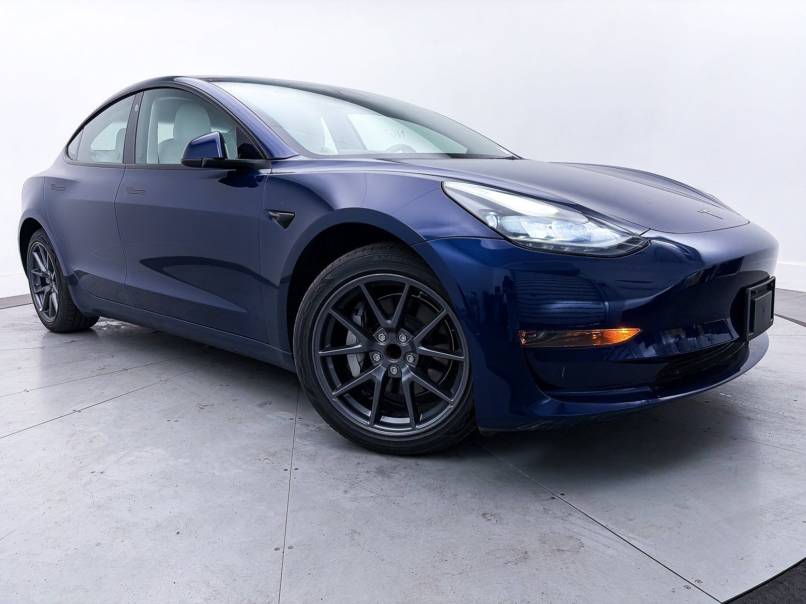 2022 Tesla Model 3 Base