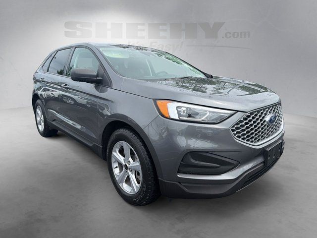 Certified Used 2024 Gray Metallic Ford SE image 2
