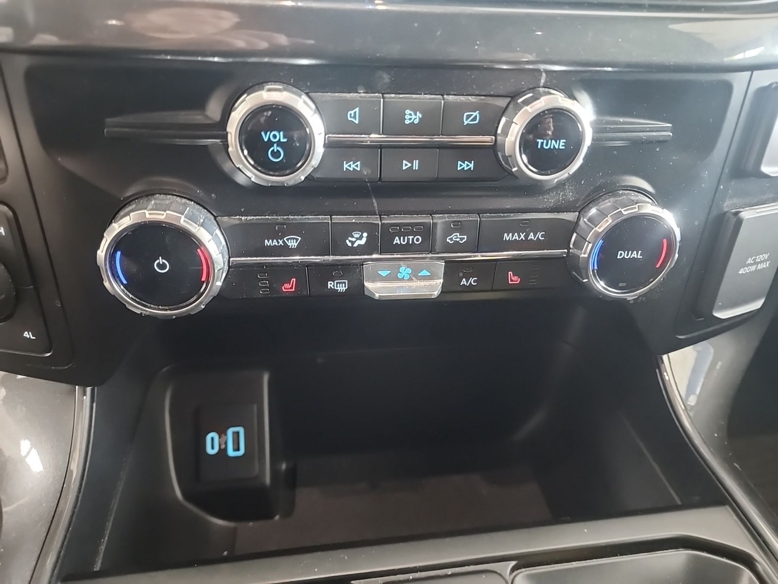 Certified Used 2023 Oxford White Ford Tremor image 20