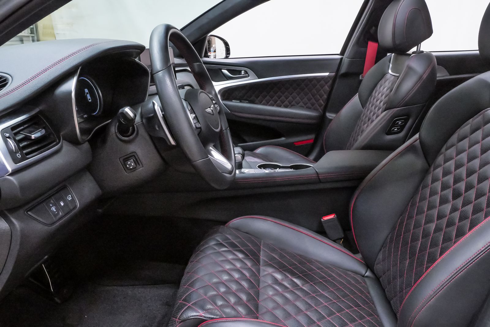 2023 Genesis G70 3.3T - 8