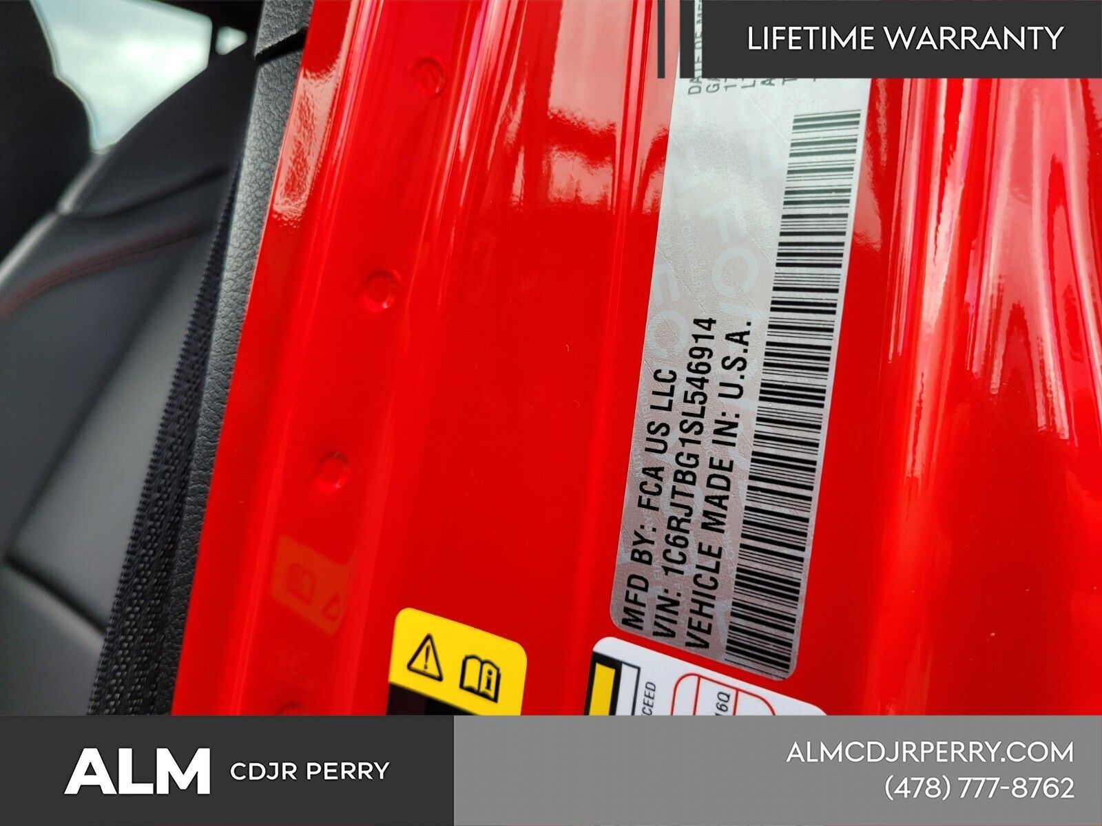 New 2025 Firecracker Red Clear-Coat Exterior Paint Jeep Rubicon image 20