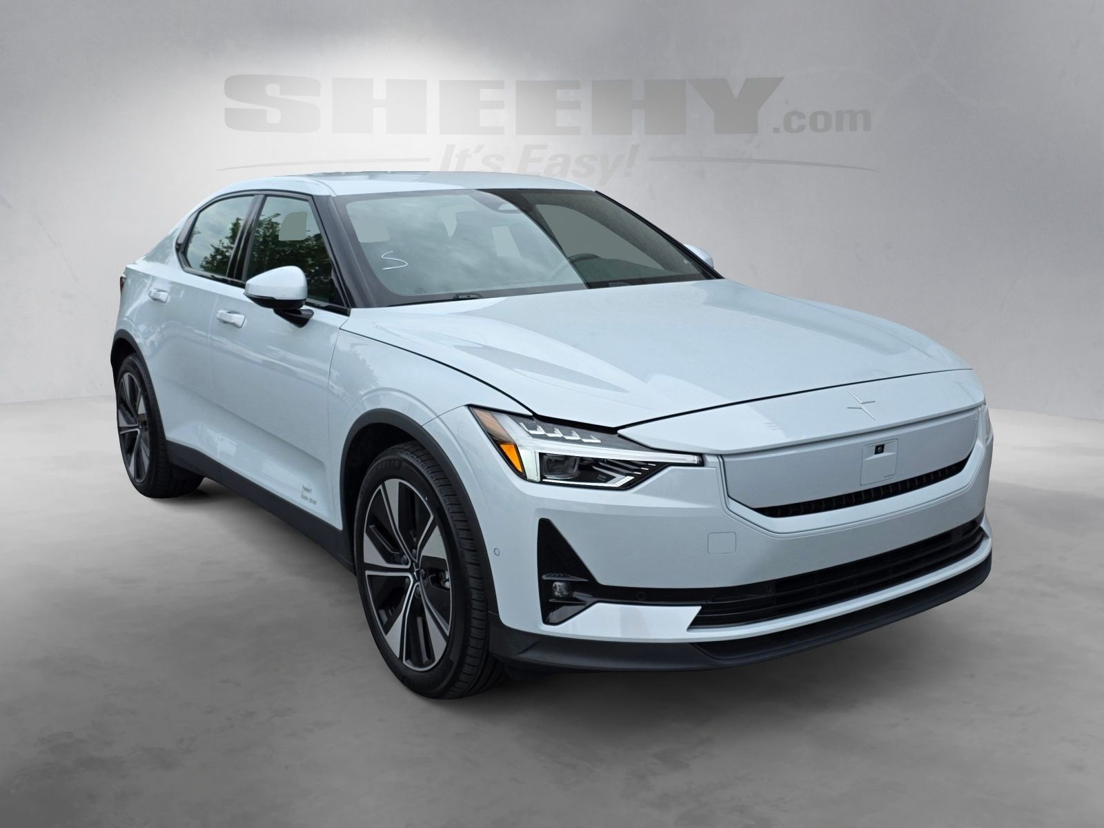 Used 2024  Polestar Long Range Dual Motor image 2