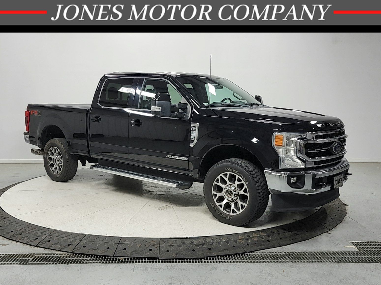 Agate Black Metallic 2022 Ford F-250 Super Duty Lariat Crew Cab 4WD Pickup Truck Four-Wheel Drive Automatic