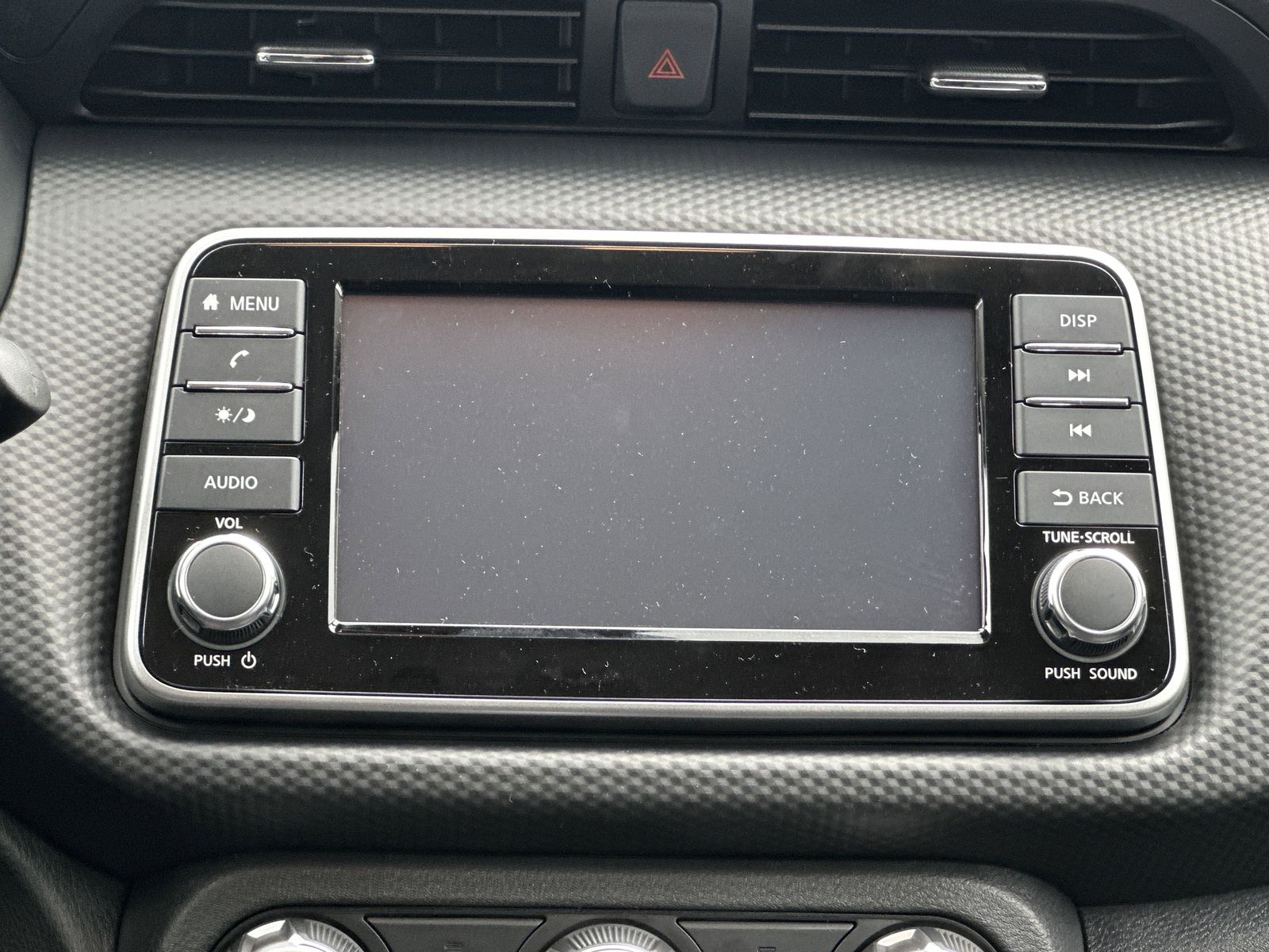 2025 Nissan Kicks Play S photo 3