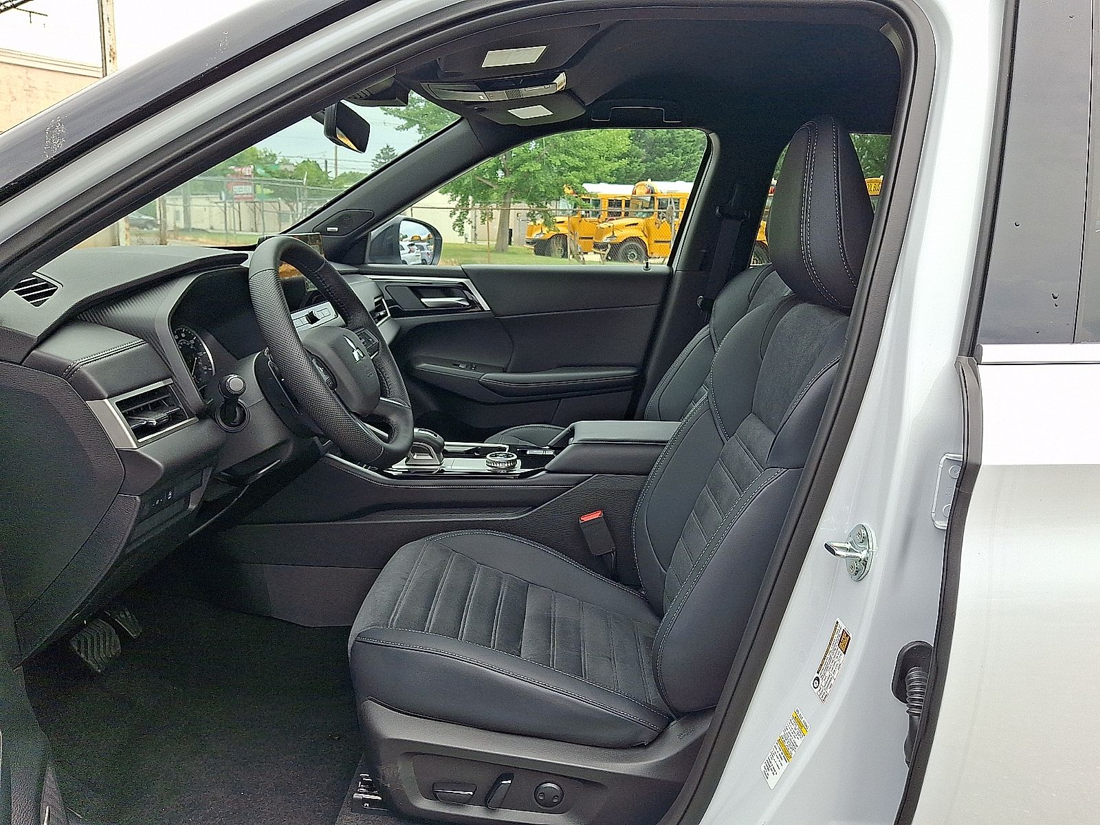 New 2026 Mitsubishi Outlander SUV