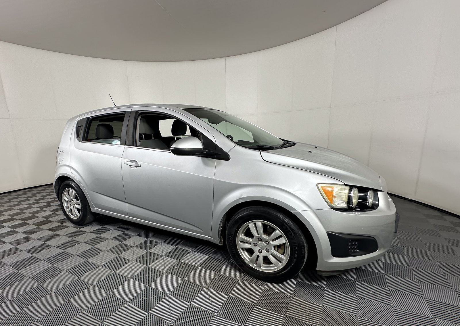 2013 Chevrolet Sonic LT Hatchback FWD