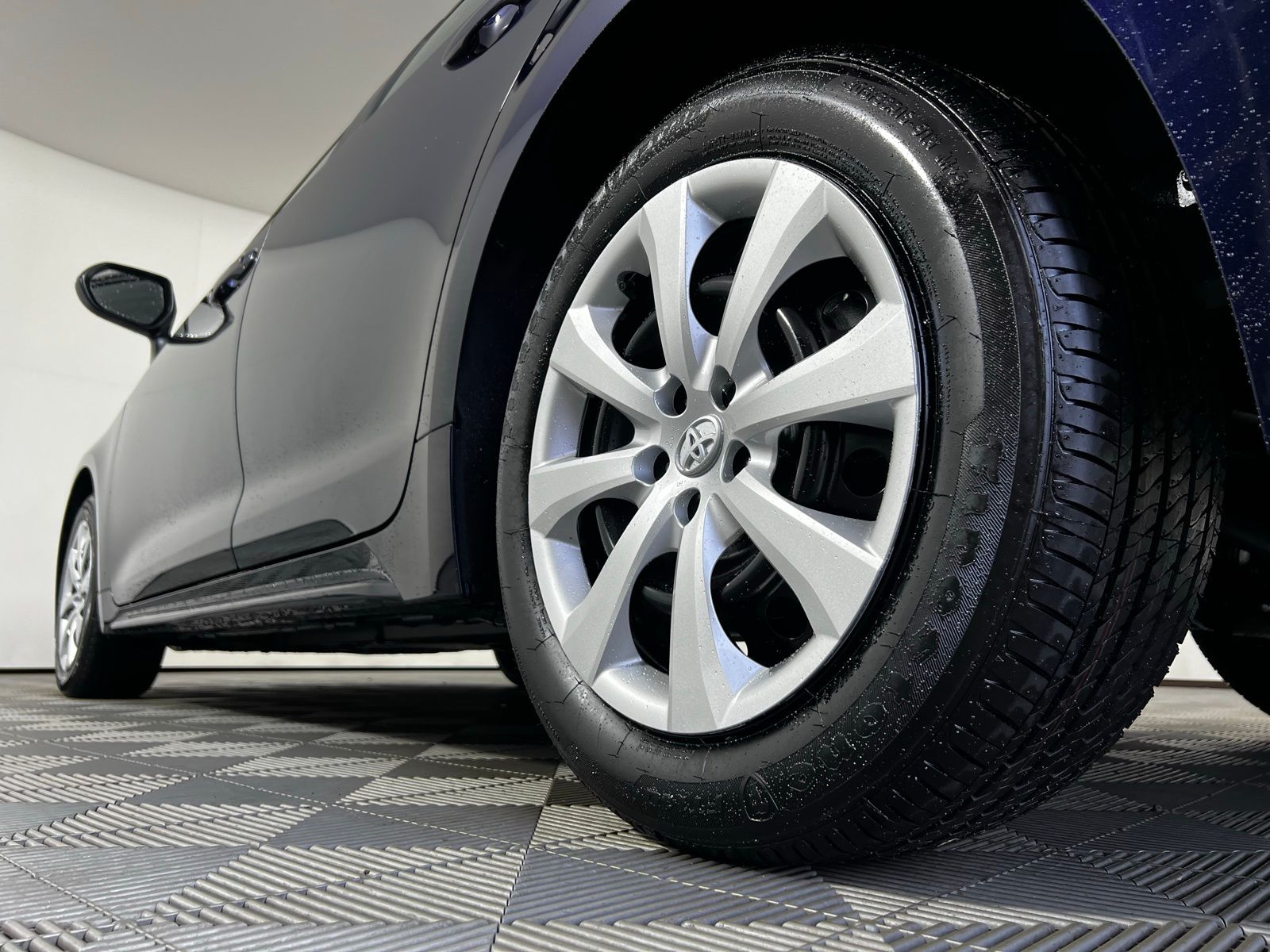 Thumbnail: 2025 Toyota Corolla - 23