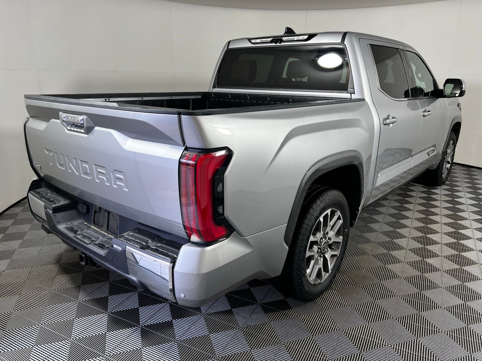 Thumbnail: 2022 Toyota Tundra - 5