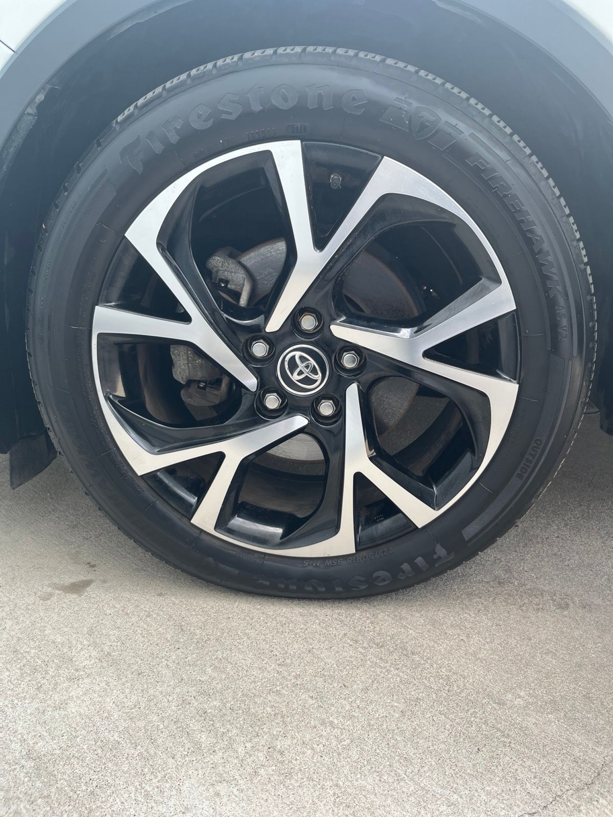 Used Car 2018 Toyota C-hr  Xle For Sale Under $15,000 In Austin, Texas