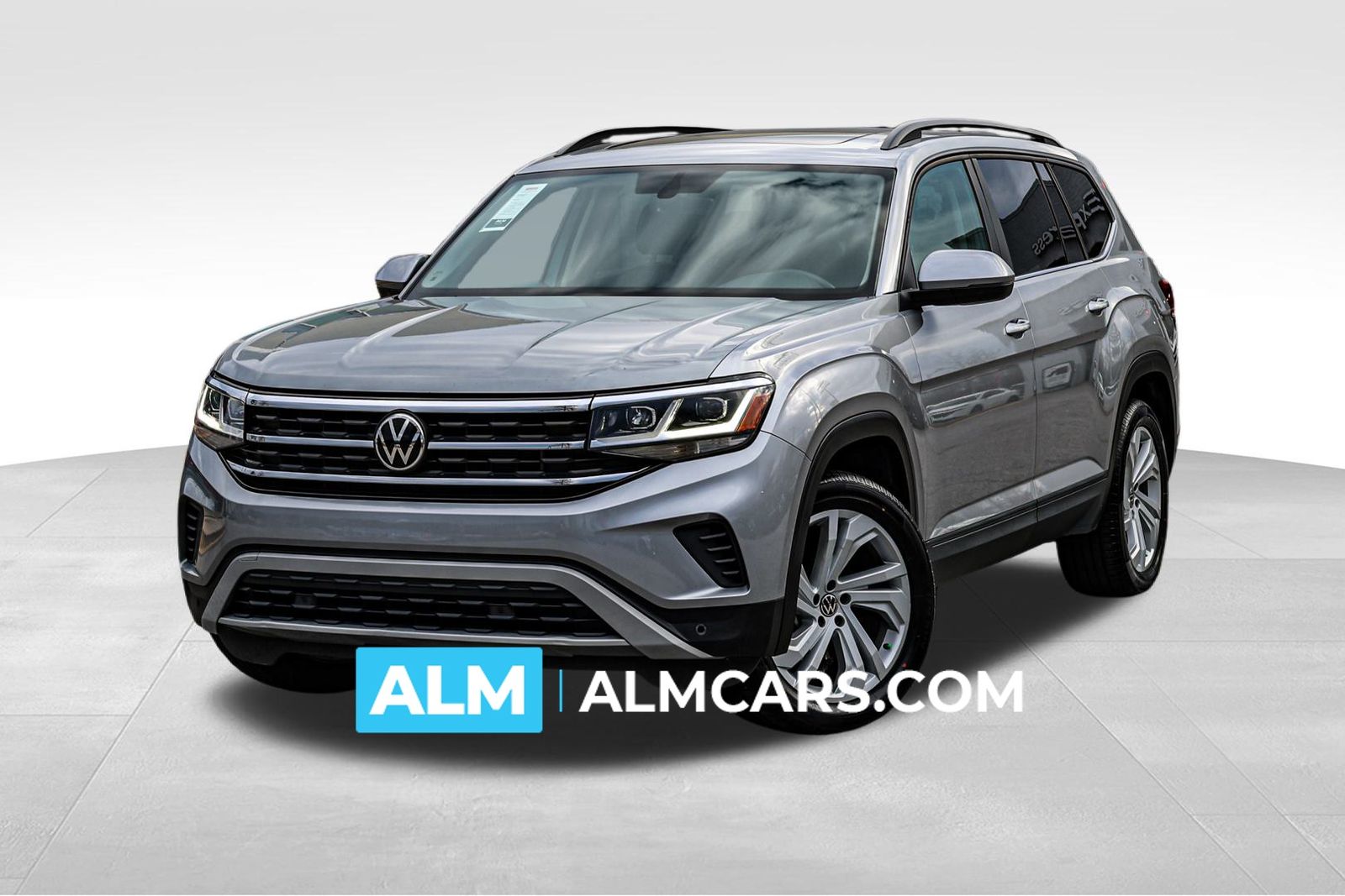 2022 Volkswagen Atlas SE w/Tech's photo
