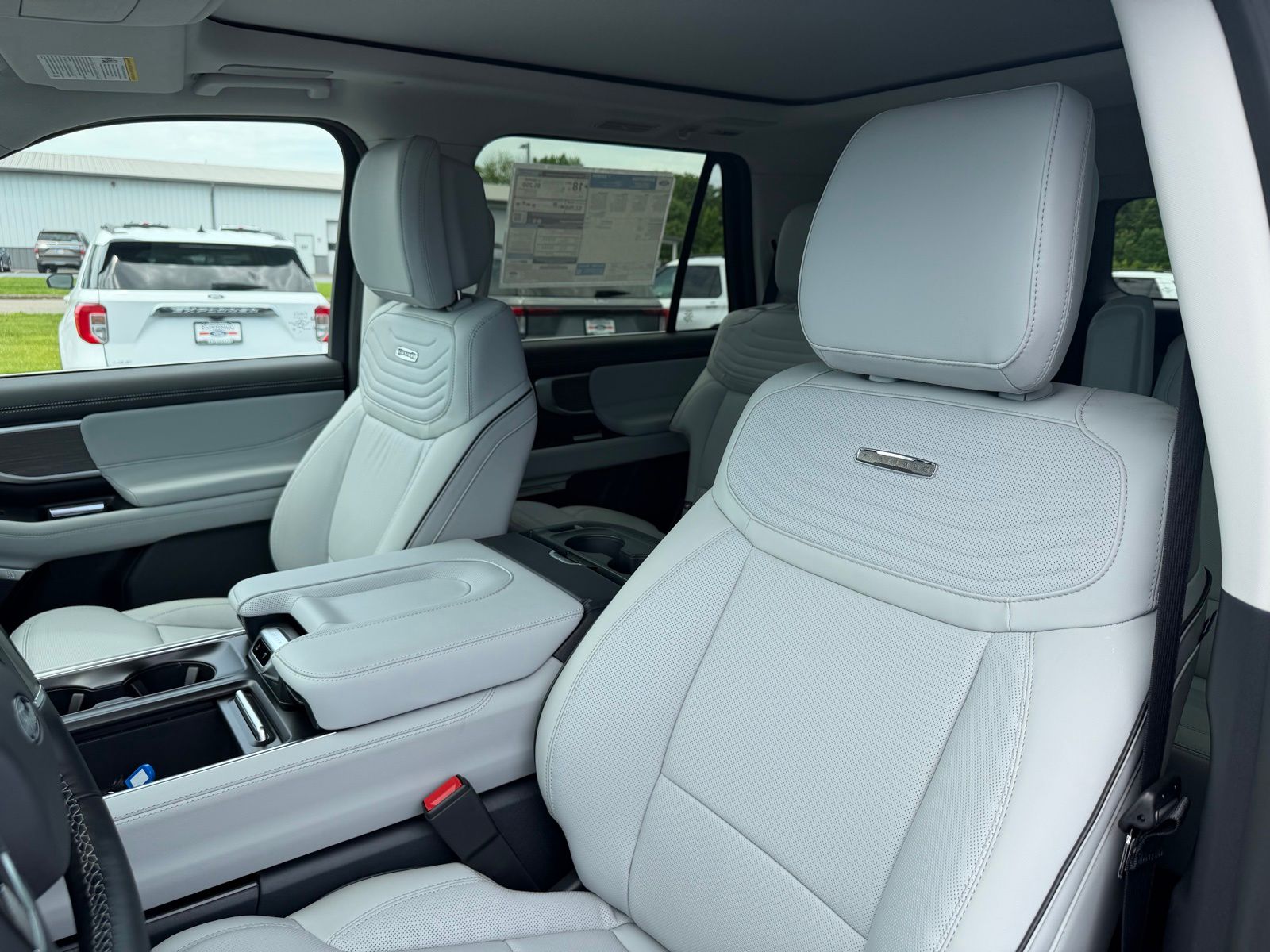 2026 Ford Expedition image 11