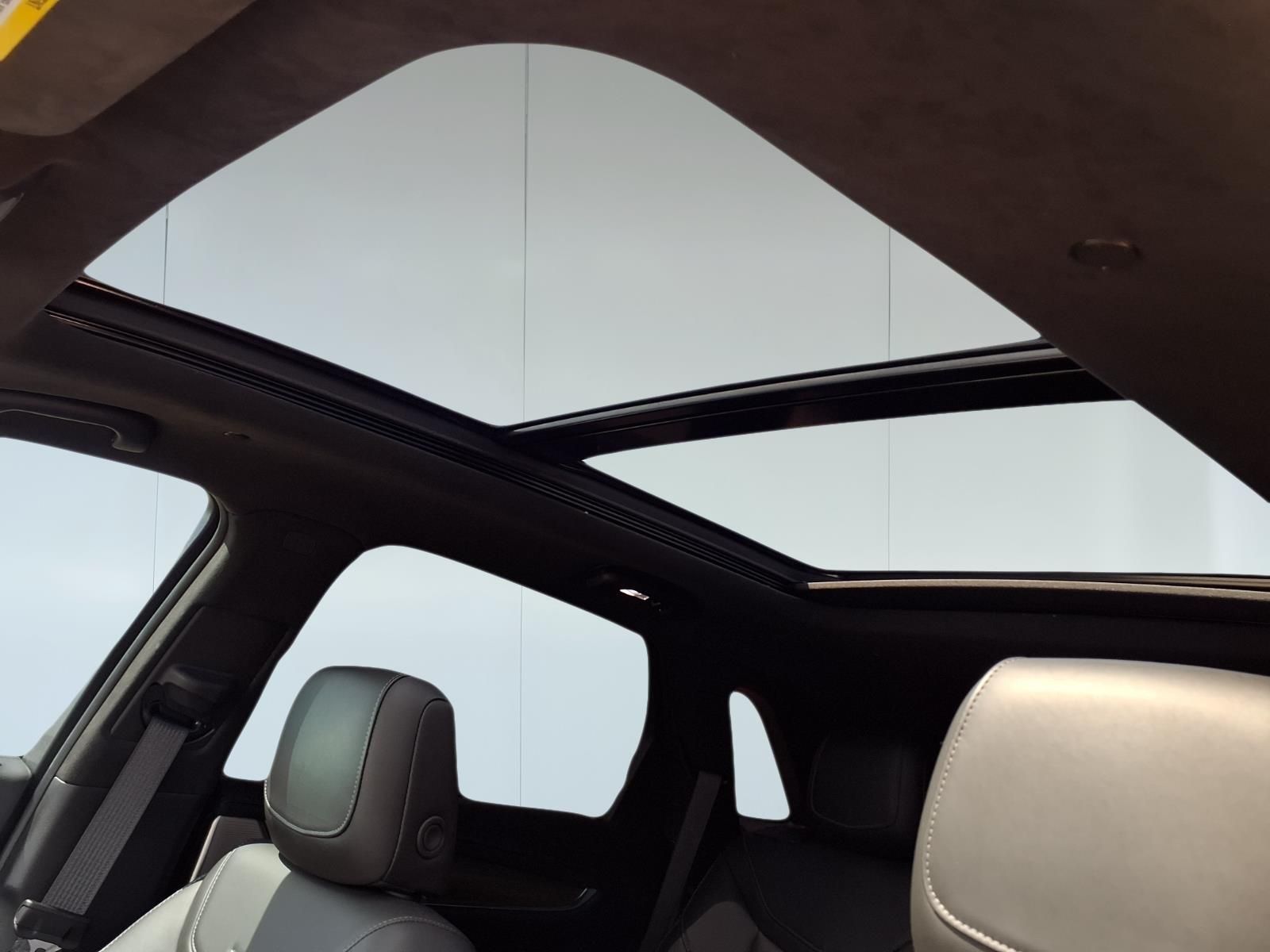 2022 Cadillac XT5 Premium Luxury Black at Bayway Cadillac of The Woodlands
