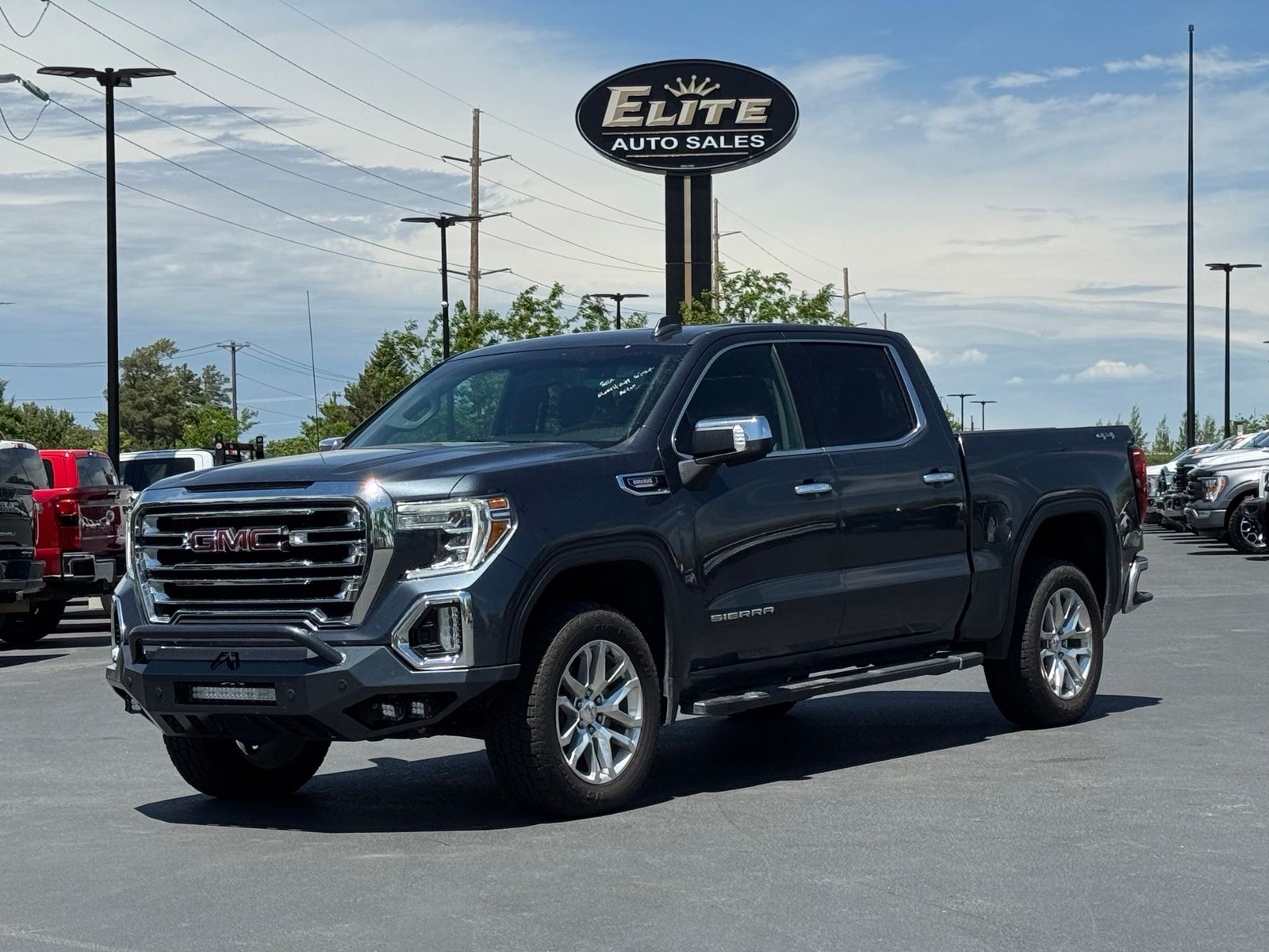 2021 GMC Sierra 4WD Crew Cab Short Box SLT's photo