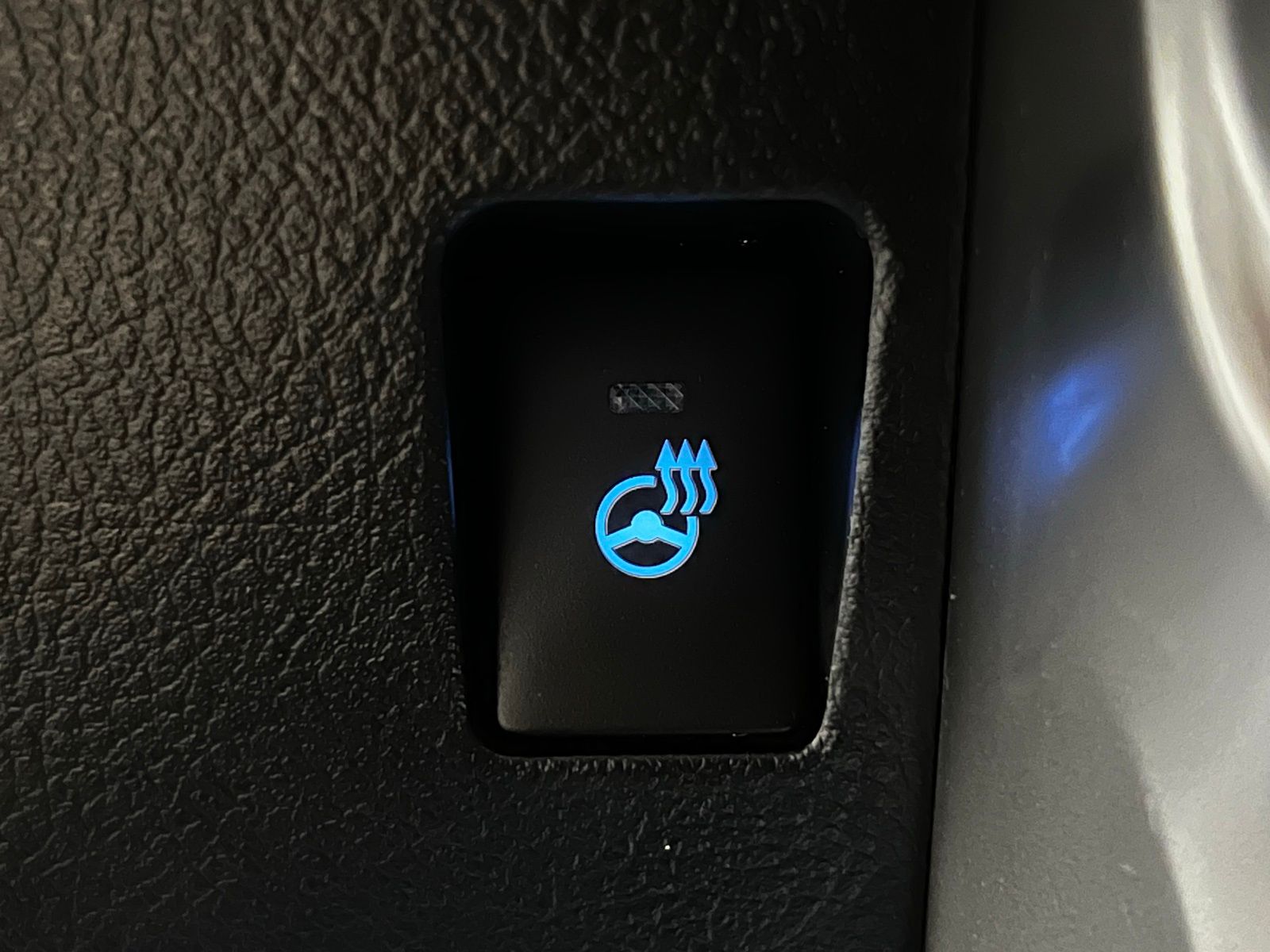 Thumbnail: 2023 Toyota 4Runner - 22