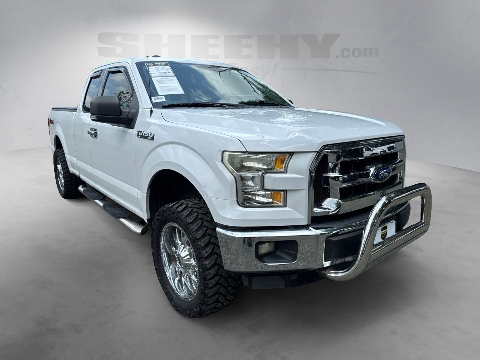 Used 2015 Oxford White Ford XLT image 2